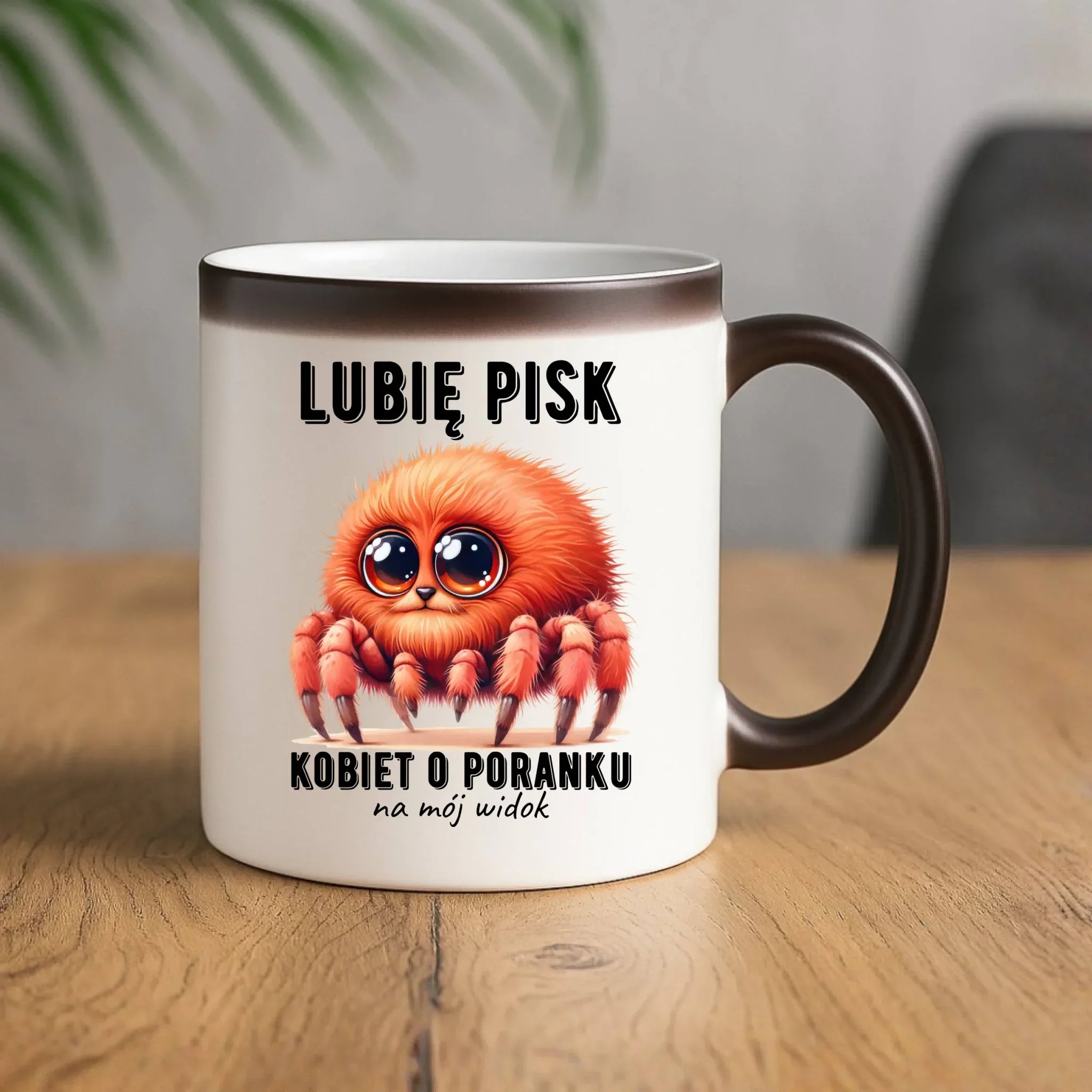 Kubek magiczny - prezent dla chłopaka - Lubię pisk kobiet DCH14 - StoryCups.pl