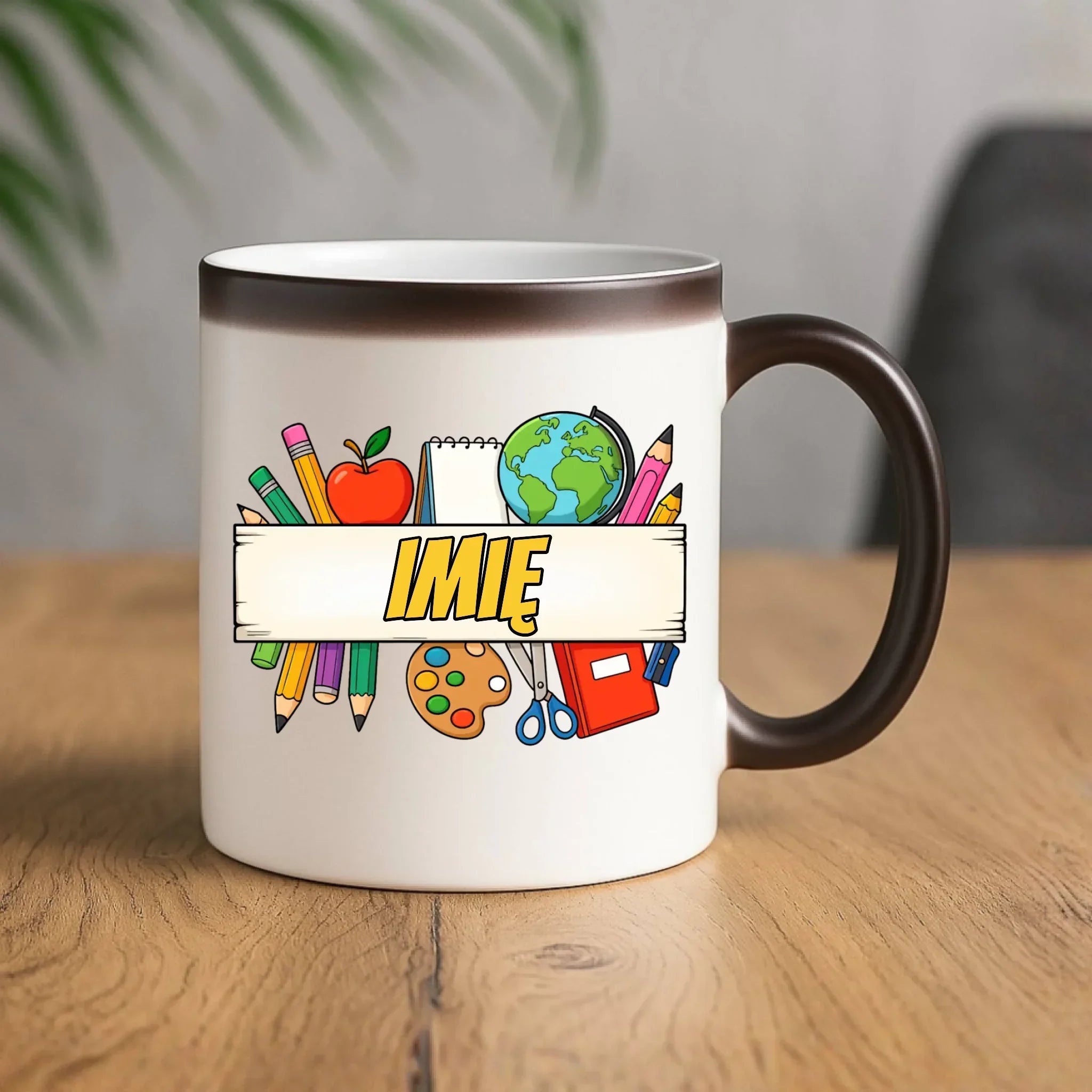 Kubek magiczny szkolny z imieniem SZ10 - StoryCups.pl