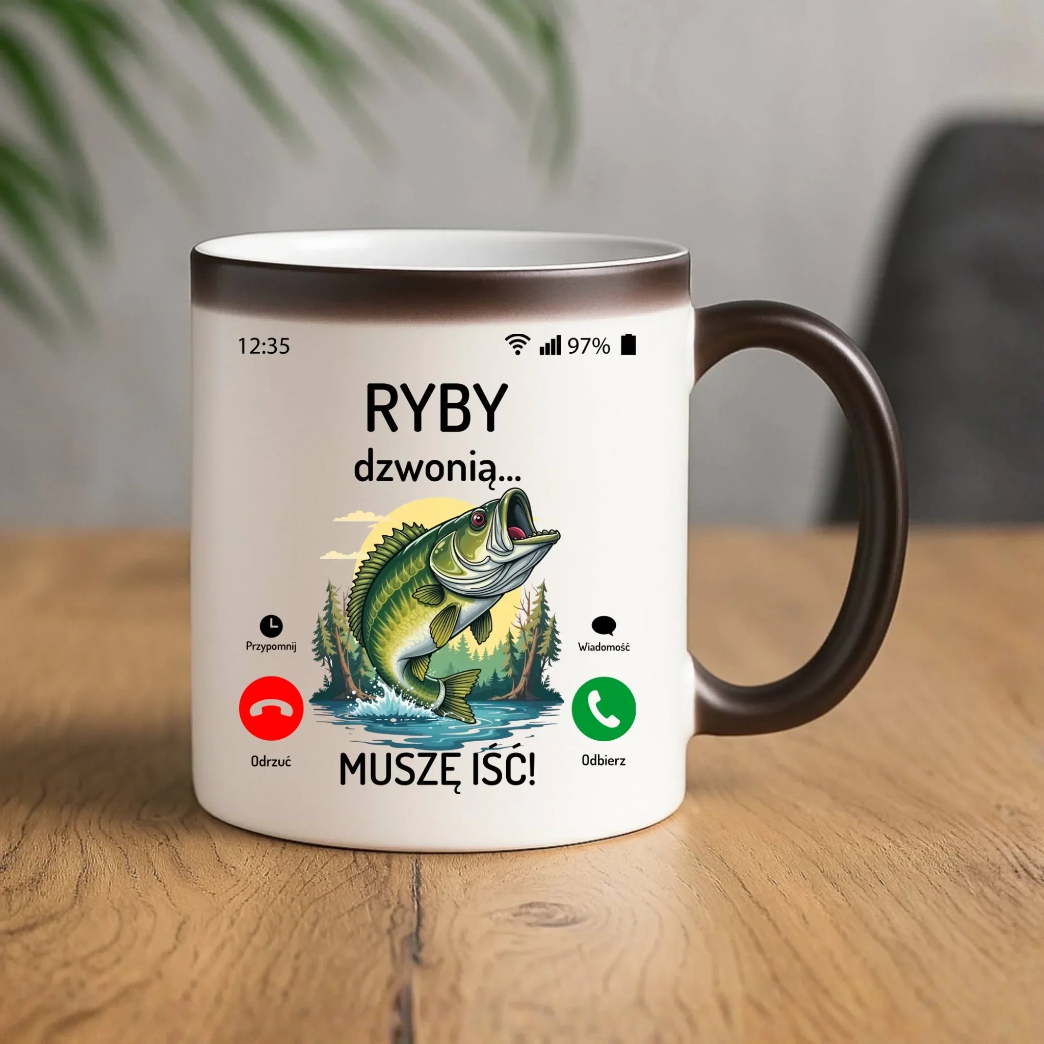 Kubek magiczny dla dziadka wędkarza - Ryby dzwonią muszę iść D37 - StoryCups.pl