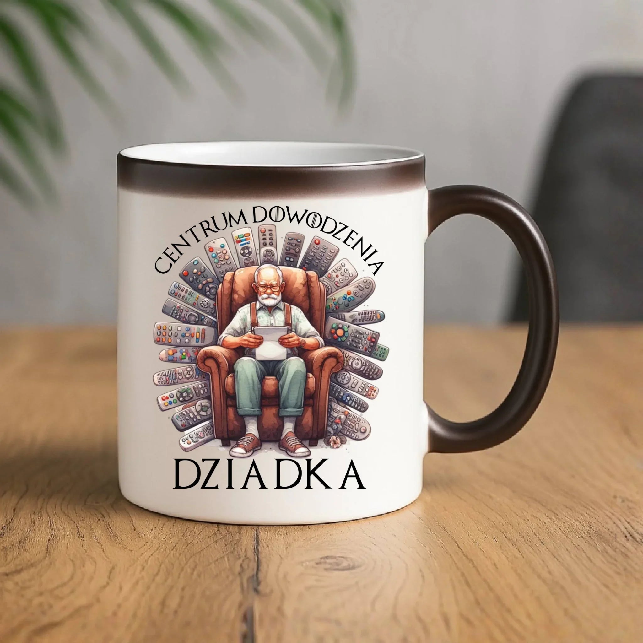 Kubek magiczny dla dziadka - Centrum dowodzenia D28 - StoryCups.pl