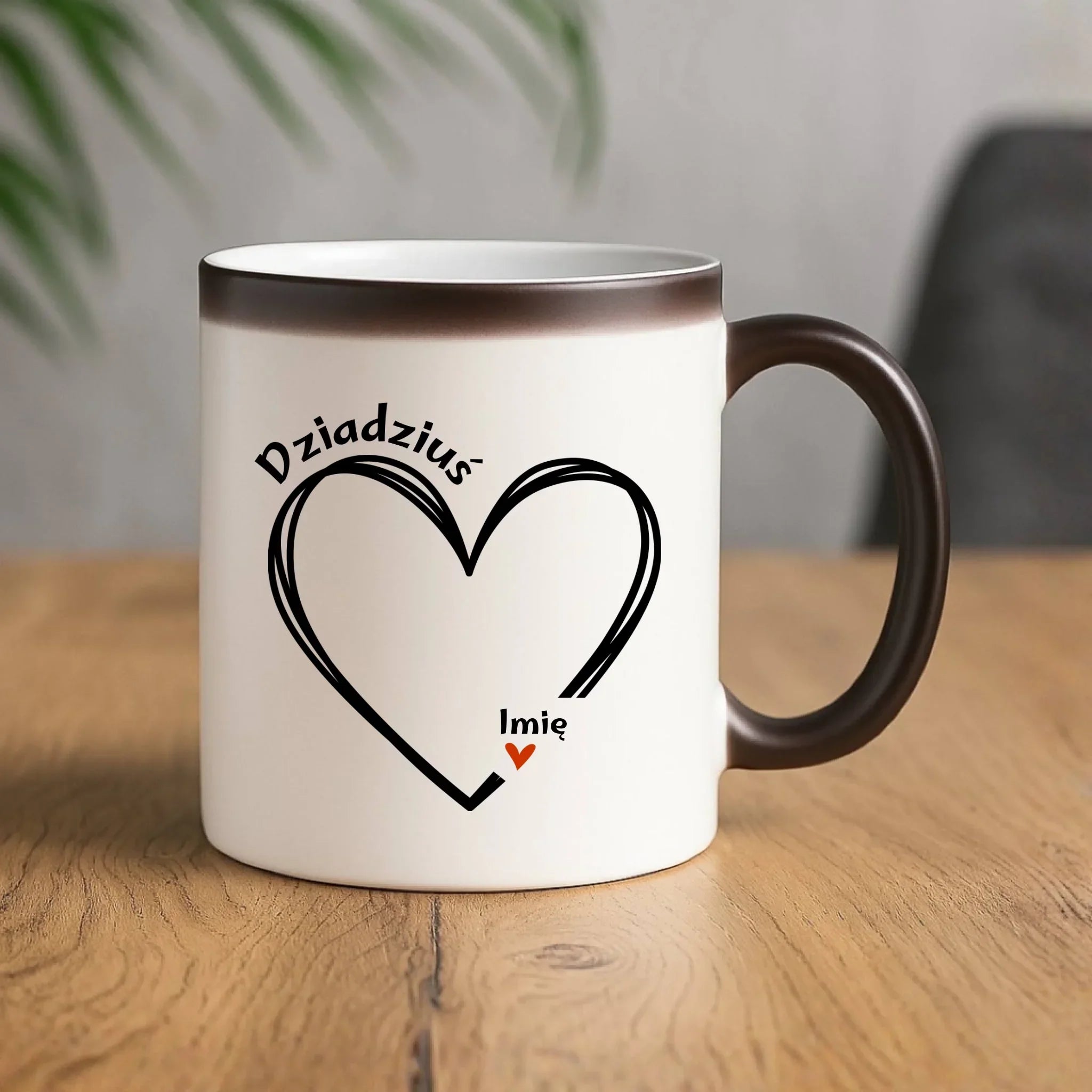 Kubek magiczny dla dziadka - Serce z imionami wnuków 1-7 - personalizowany D26 - StoryCups.pl