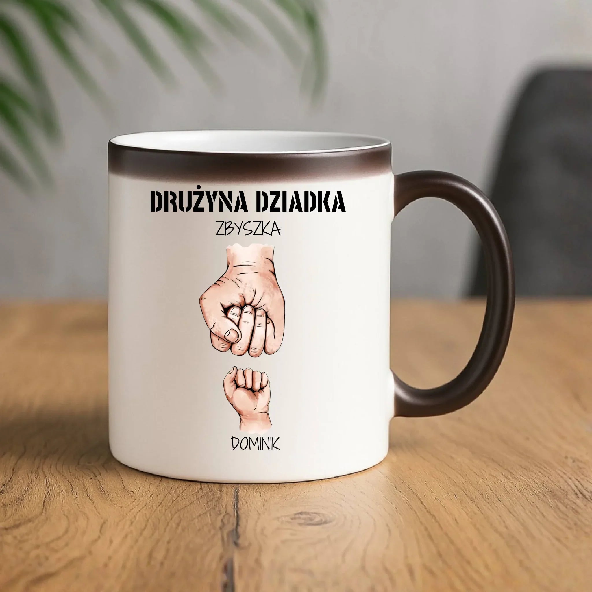 Kubek magiczny dla dziadka - Drużyna dziadka 1-6 imion wnuków - personalizowany D07 - StoryCups.pl
