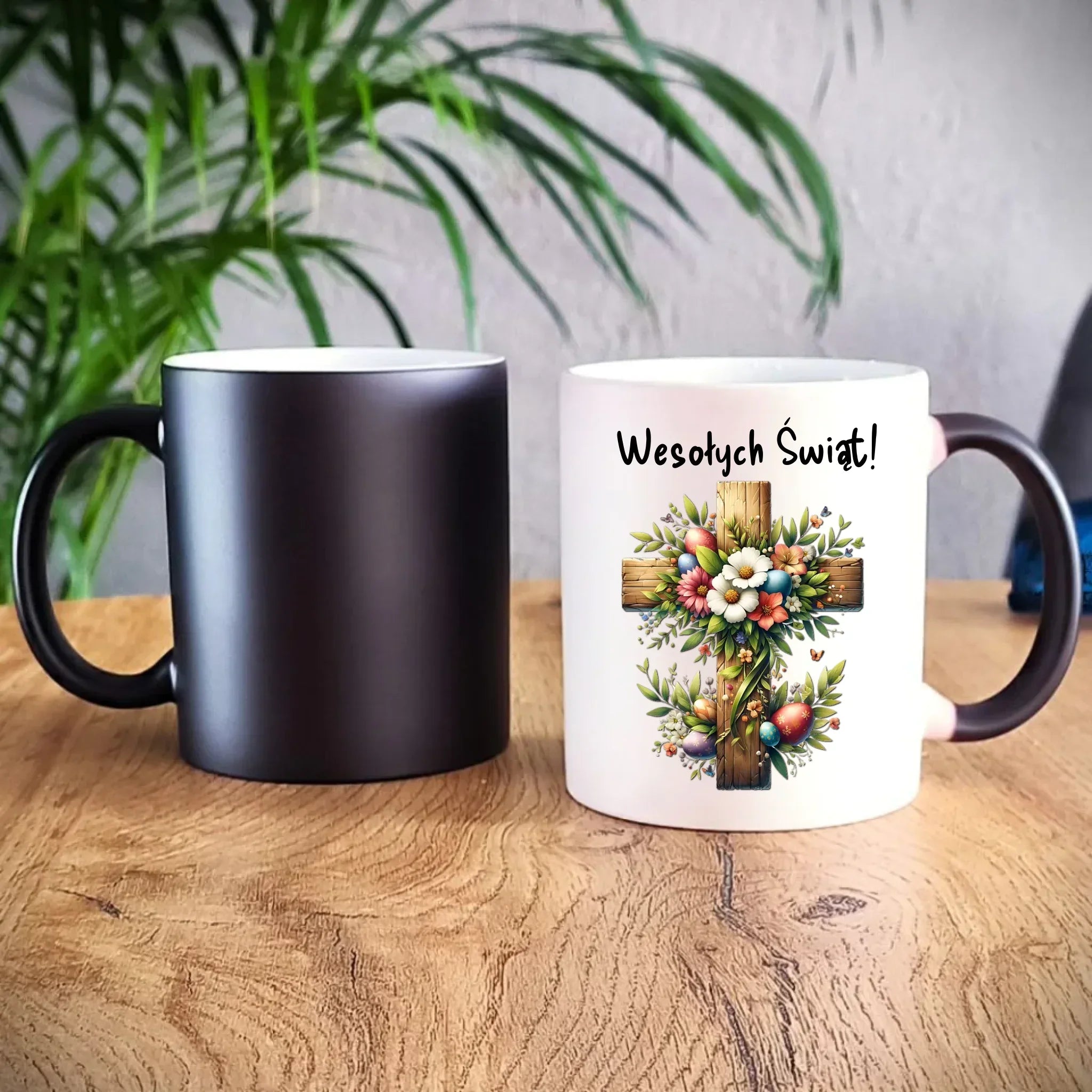 Kubek magiczny na Wielkanoc - Krzyż z kwiatami Wesołych Świąt WN02 - StoryCups.pl