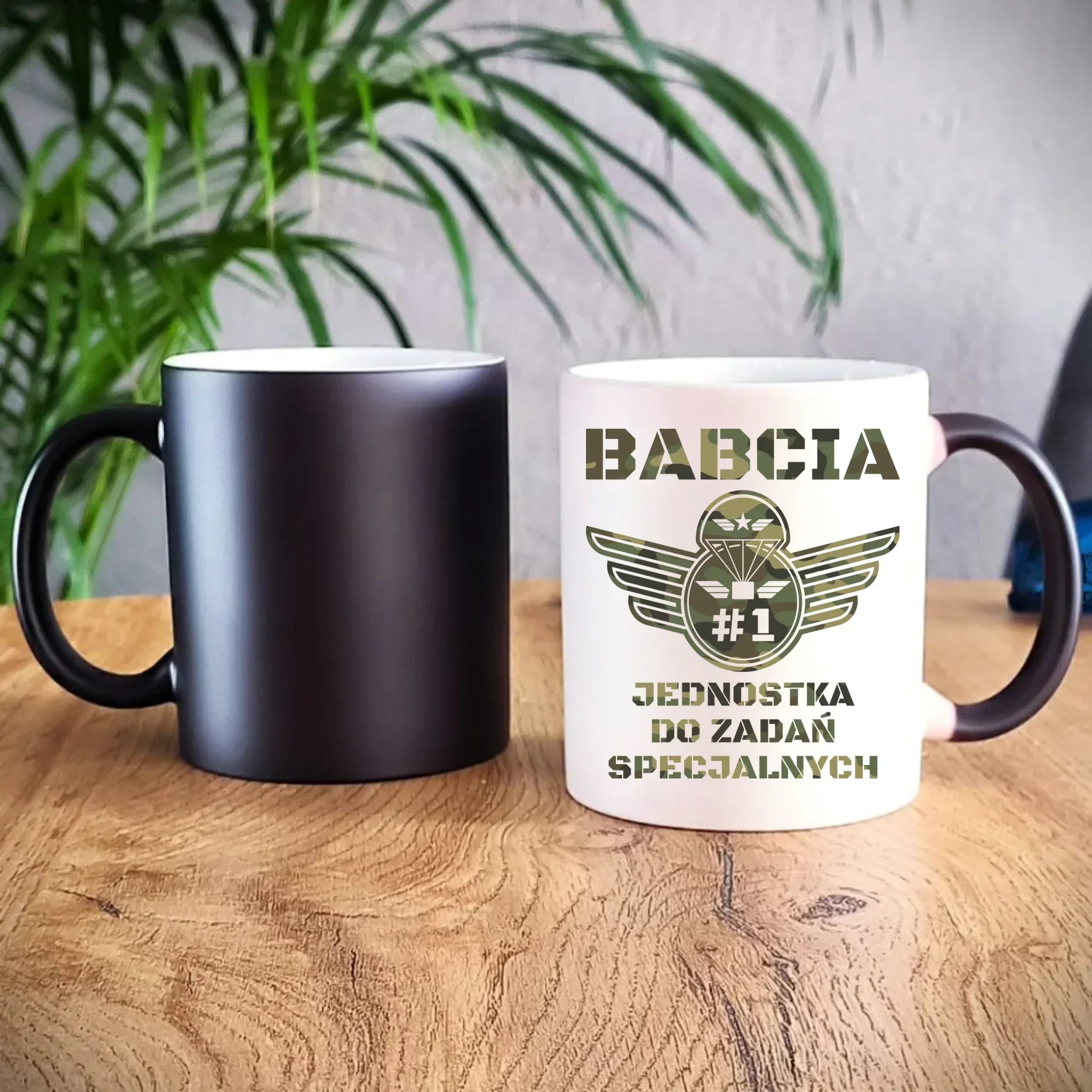 Kubek magiczny dla babci - Babcia jednostka do zadań specjalnych B31 - StoryCups.pl