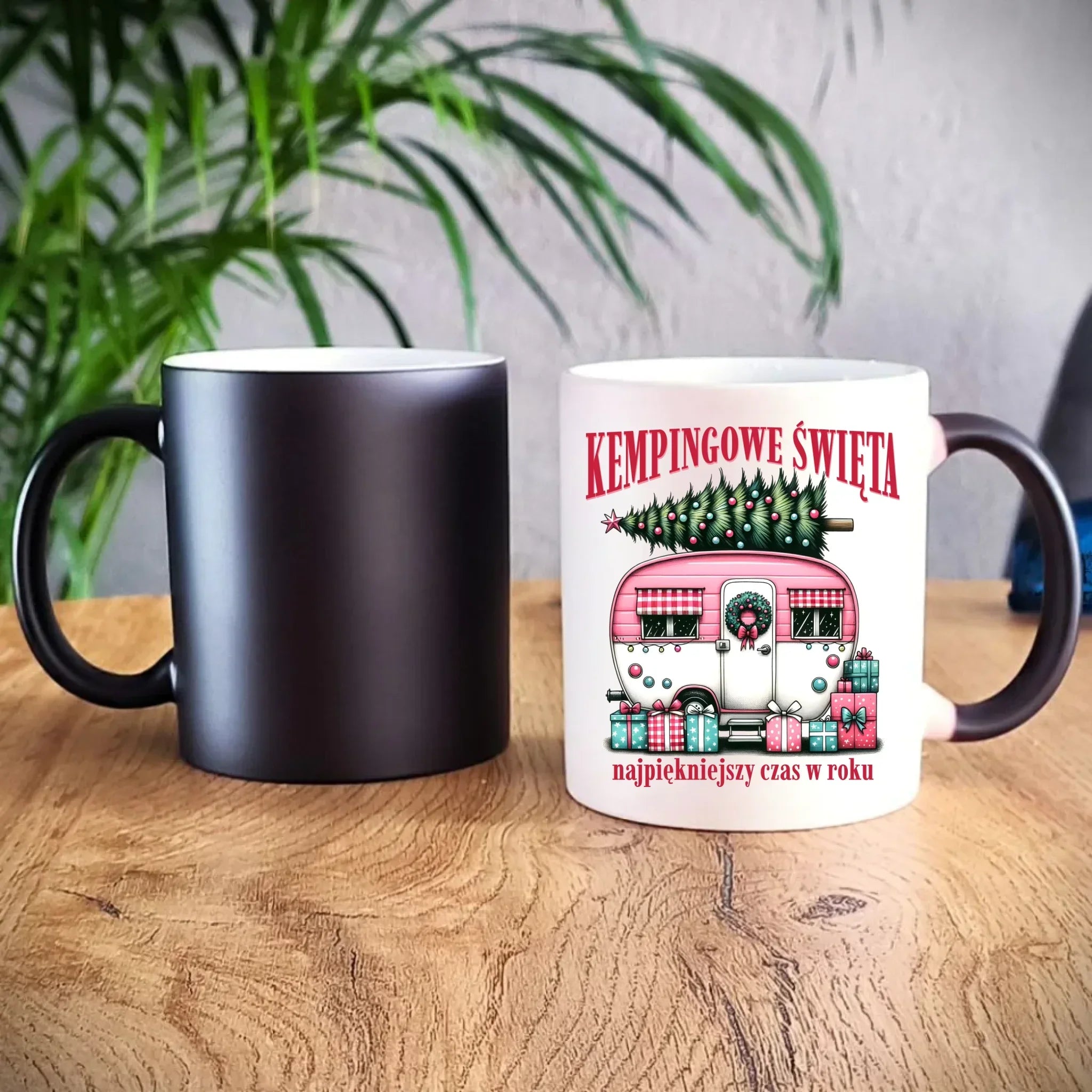 Kubek magiczny świąteczny - Kamper Kempingowe Święta BN40 - StoryCups.pl