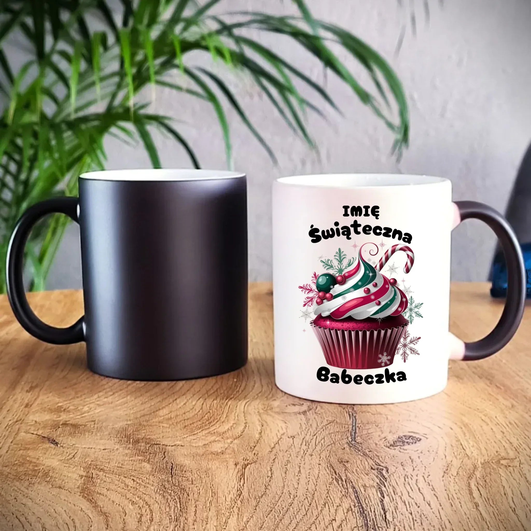 Kubek magiczny na święta - Świąteczna babeczka - personalizowany BN30 - StoryCups.pl