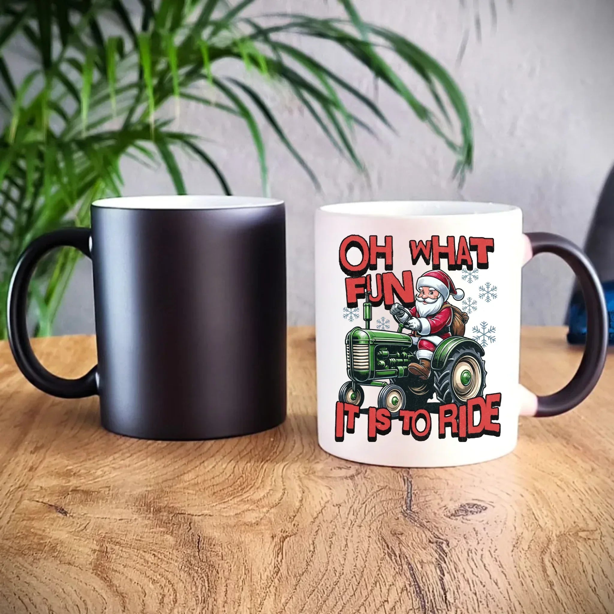 Kubek magiczny świąteczny - Mikołaj na traktorze - Oh what fun BN48 - StoryCups.pl