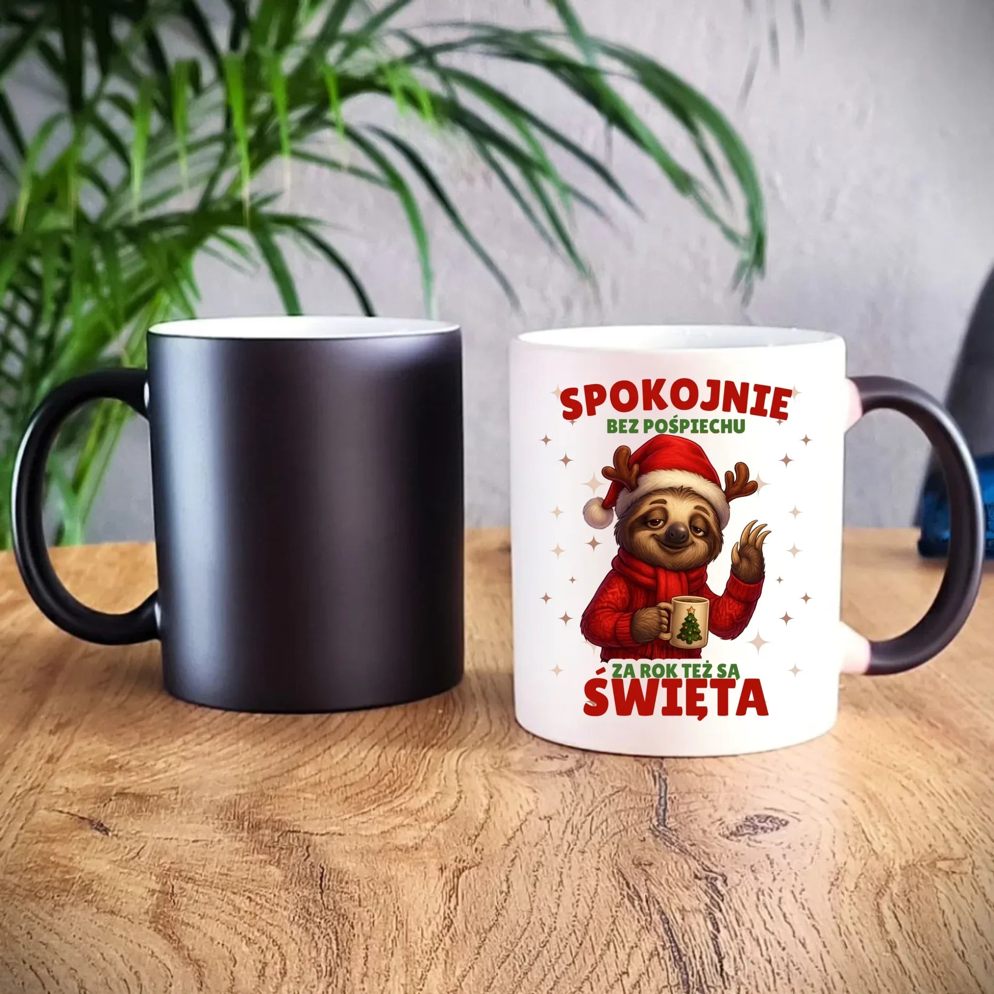 Kubek magiczny świąteczny - Leniwiec Za rok też są święta BN92 - StoryCups.pl