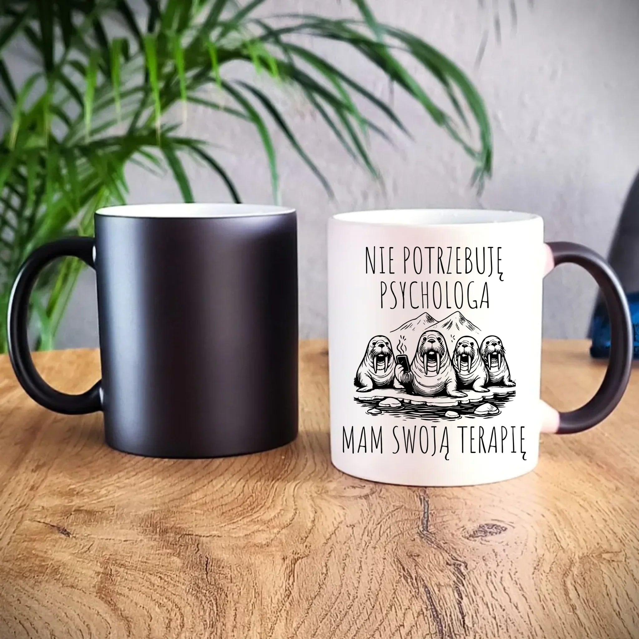 Kubek magiczny - prezent dla morsa - Nie potrzebuję psychologa HM14 - StoryCups.pl
