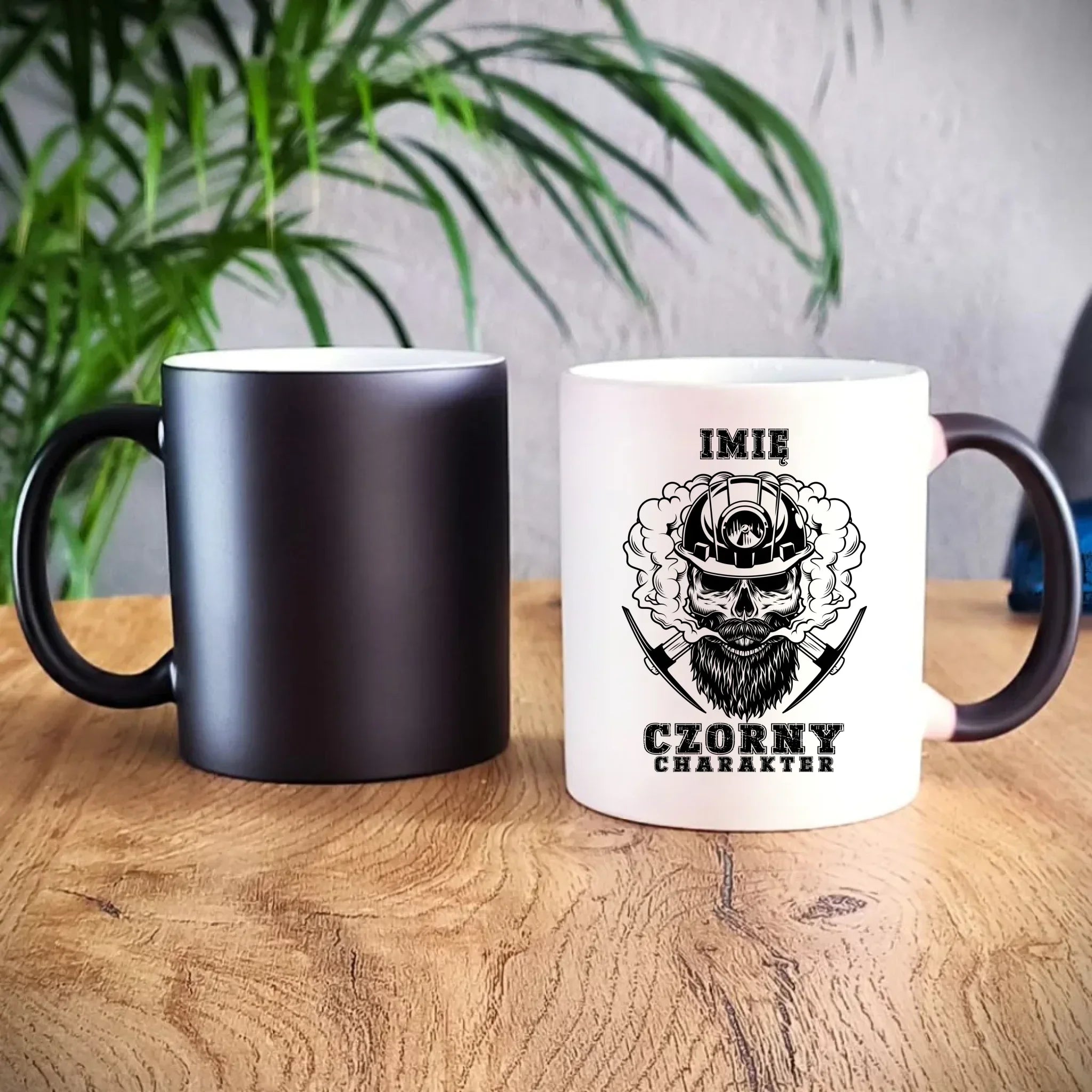 Kubek magiczny - prezent dla górnika - Czorny charakter - personalizowany G06 - StoryCups.pl