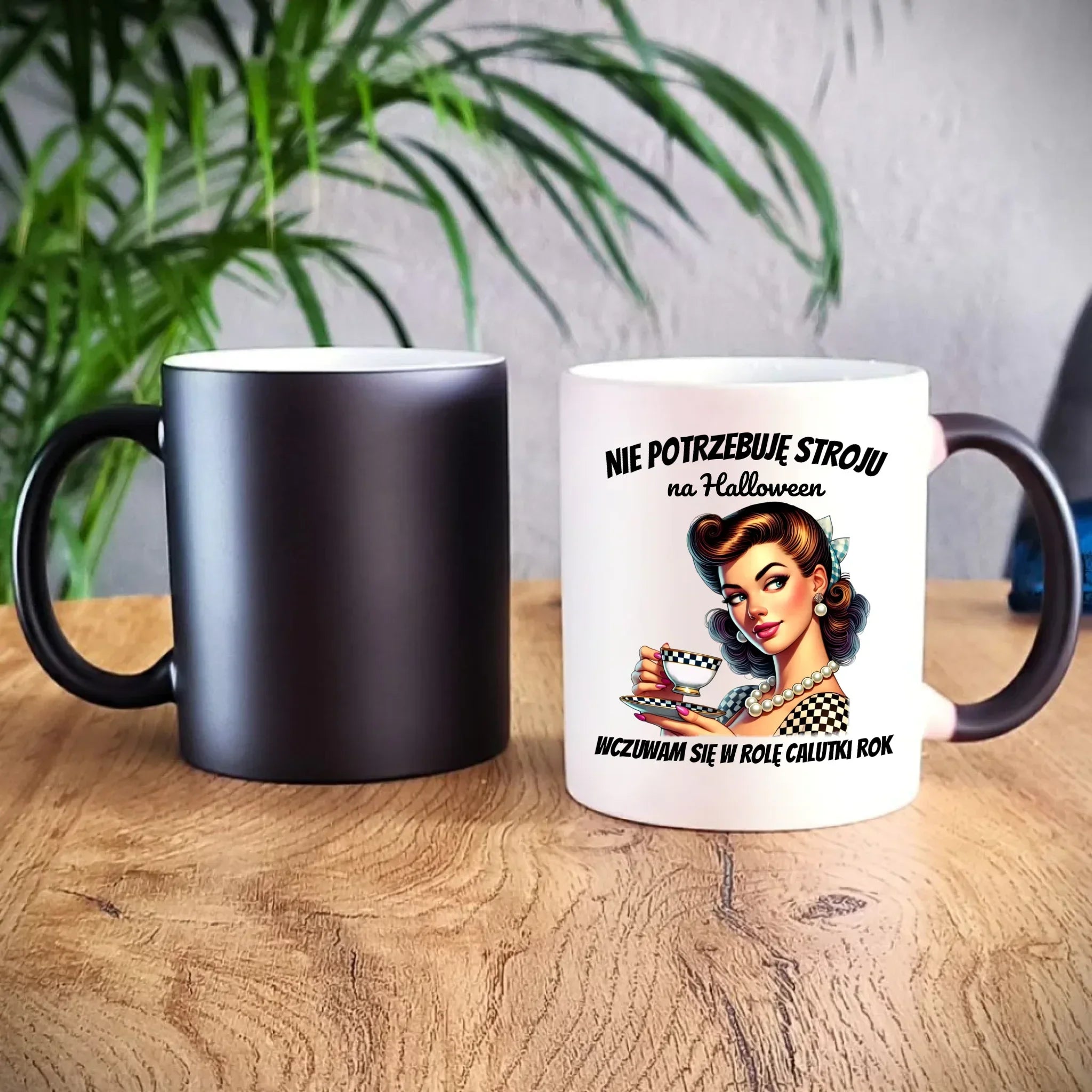 Kubek magiczny retro pin-up girl – Nie potrzebuję stroju na Halloween HL29 - StoryCups.pl