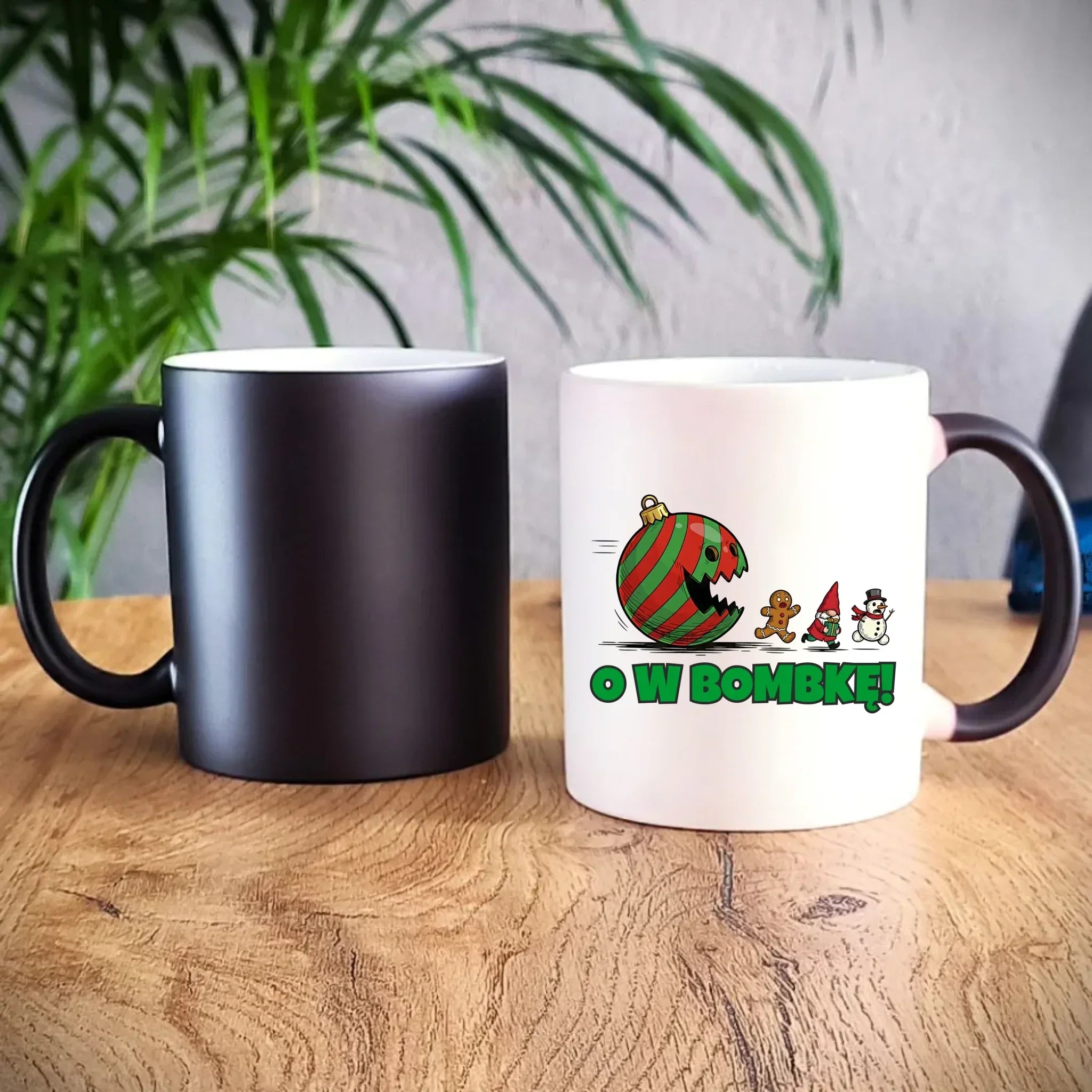 Kubek magiczny świąteczny - O w bombkę BN142 - StoryCups.pl