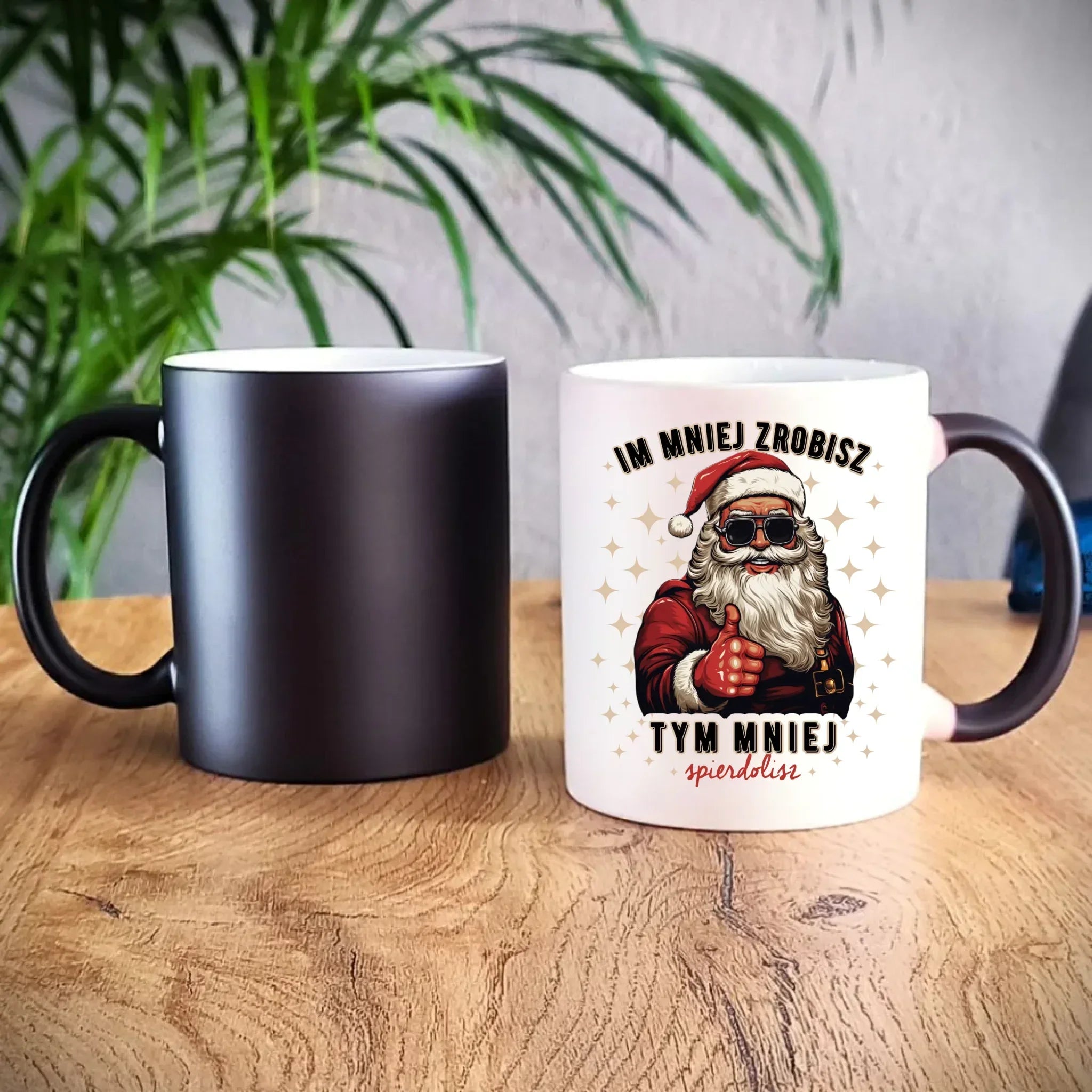 Kubek magiczny świąteczny - Im mniej zrobisz tym mniej spie*****sz - bez cenzury BN146 - StoryCups.pl