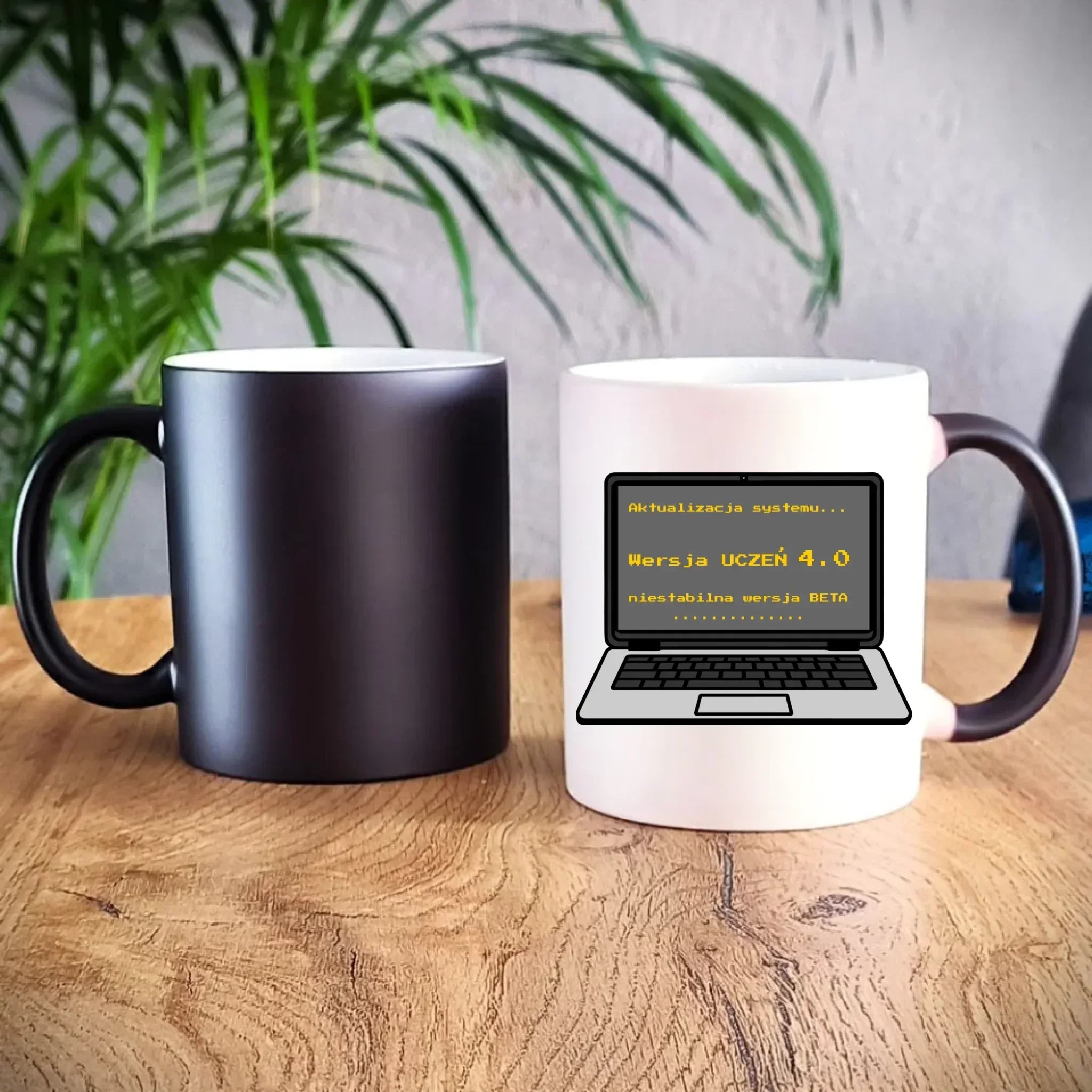 Kubek magiczny dla ucznia - Aktualizacja systemu - powrót do szkoły - personalizowany SZ16 - StoryCups.pl