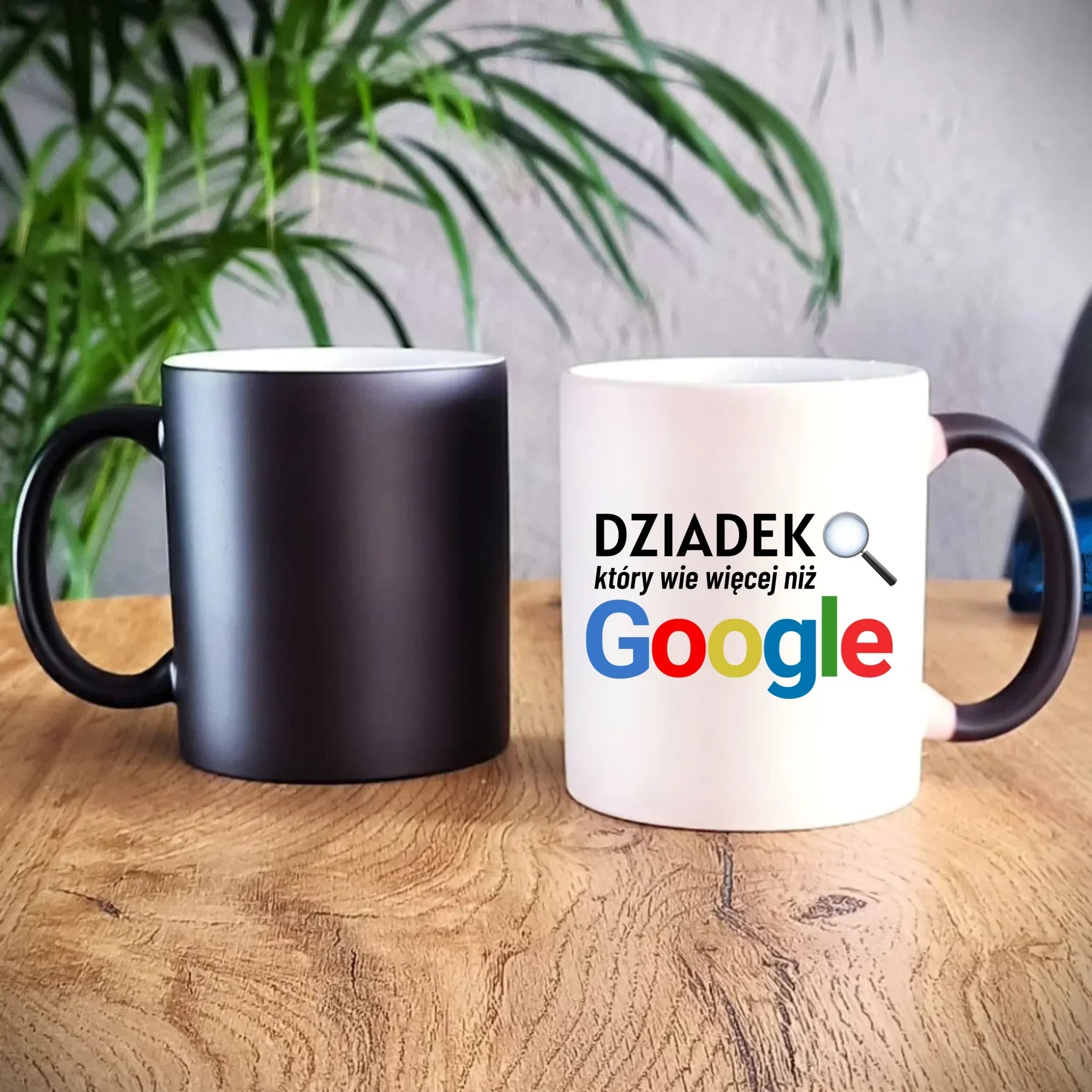 Kubek magiczny dla dziadka - Dziadek który wie więcej niż google D44 - StoryCups.pl