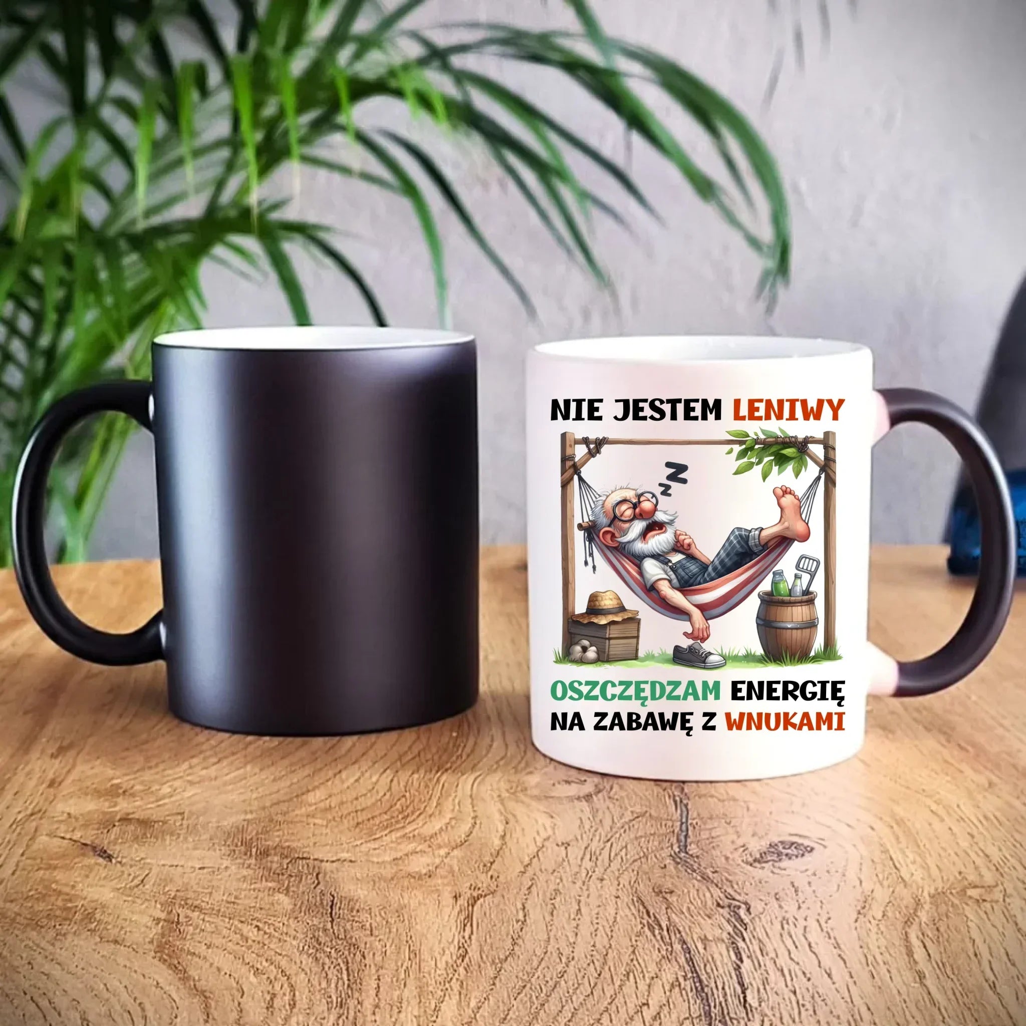 Kubek magiczny dla dziadka - Nie jestem leniwy oszczędzam energię D39 - StoryCups.pl