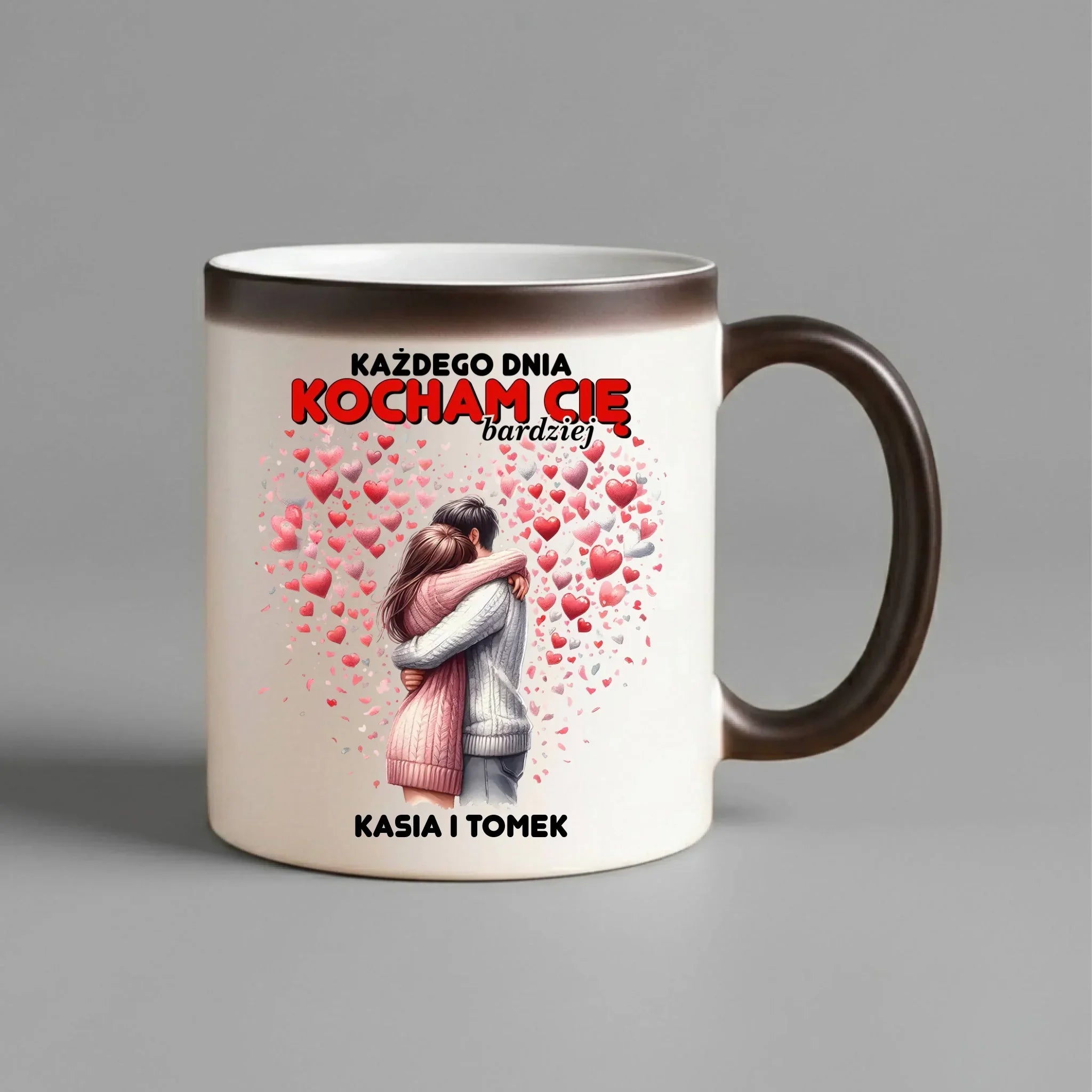 Kubek magiczny dla par - Każdego dnia kocham Cię bardziej - personalizowany W09 - StoryCups.pl