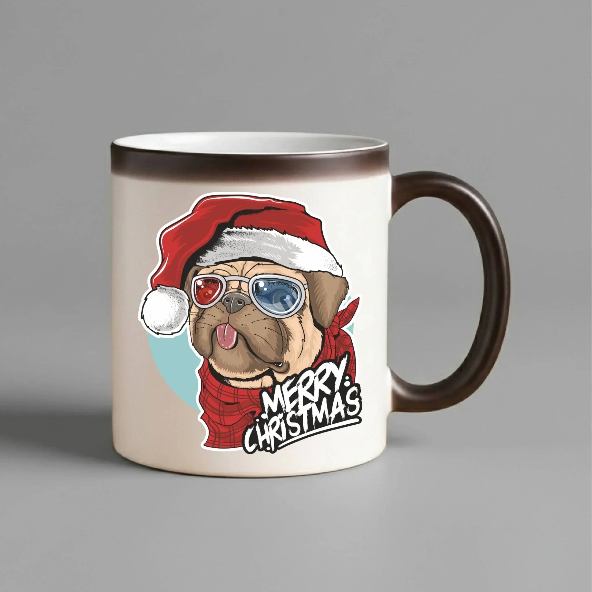 Kubek magiczny świąteczny - Mops Merry Christmas BN62 - StoryCups.pl