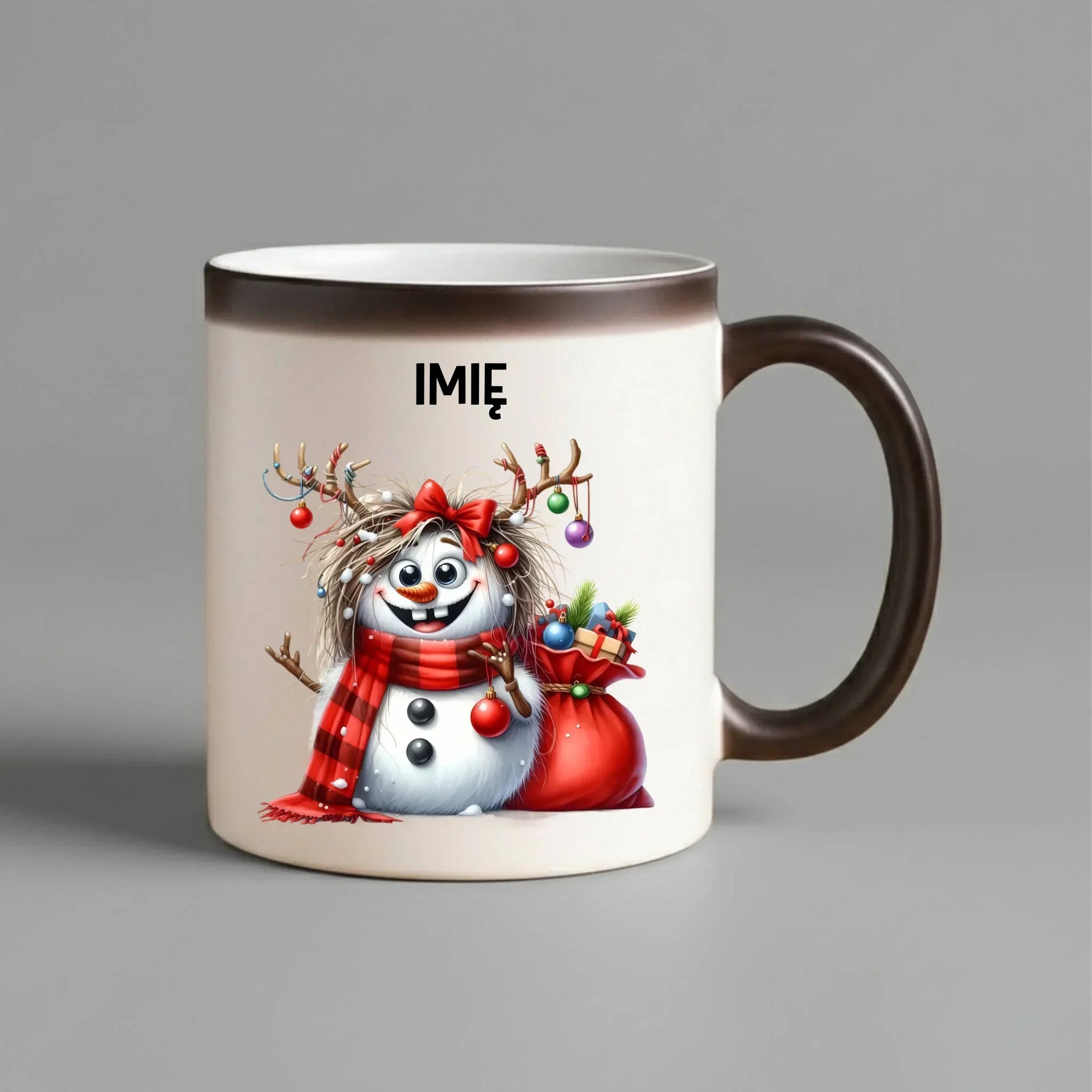Kubek magiczny świąteczny - Bałwanek - personalizowany BN70 - StoryCups.pl