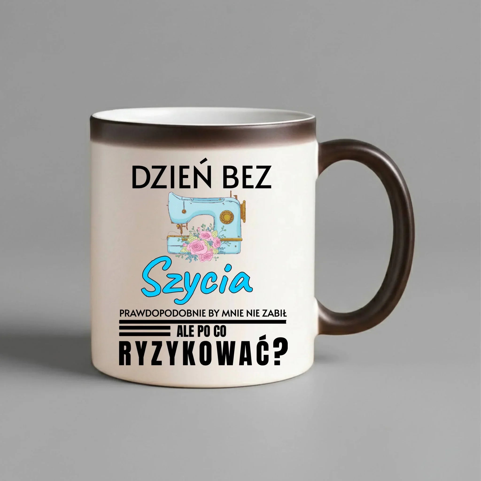 Kubek magiczny szyciowy dla krawcowej - Dzień bez szycia HS24 - StoryCups.pl