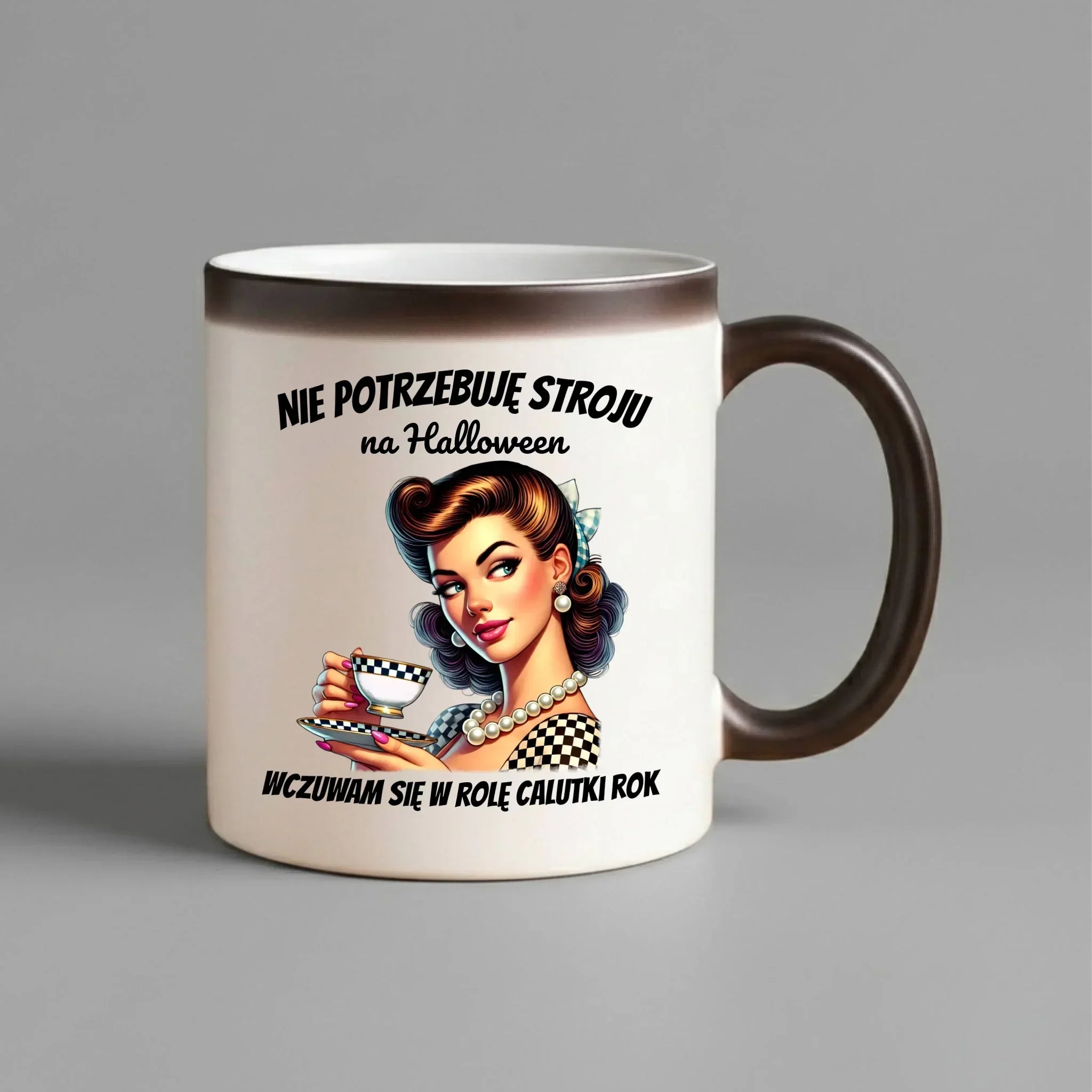Kubek magiczny retro pin-up girl – Nie potrzebuję stroju na Halloween HL29 - StoryCups.pl