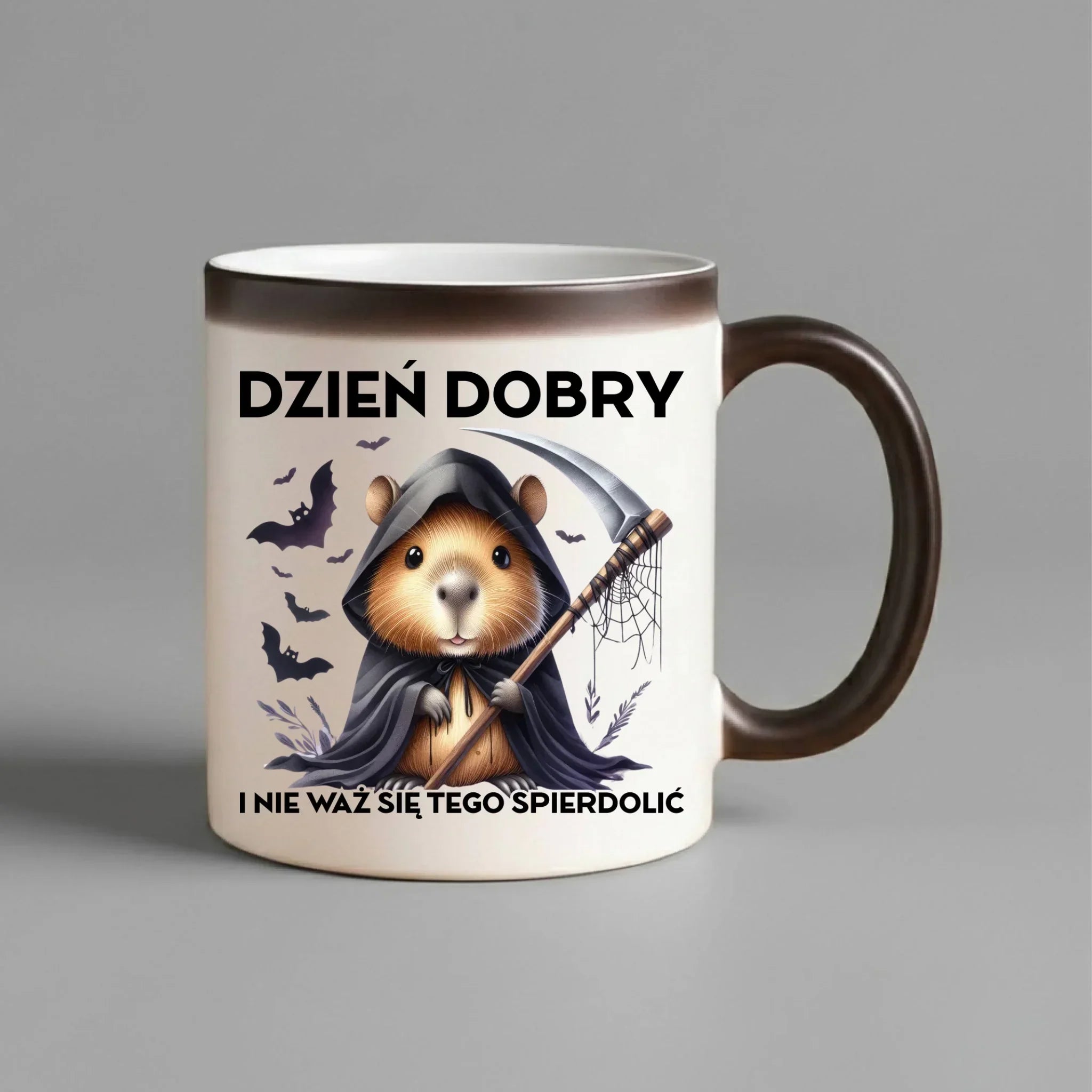 Kubek magiczny halloweenowy - Kapibara Żniwiarz - Dzień dobry - bez cenzury HL20 - StoryCups.pl