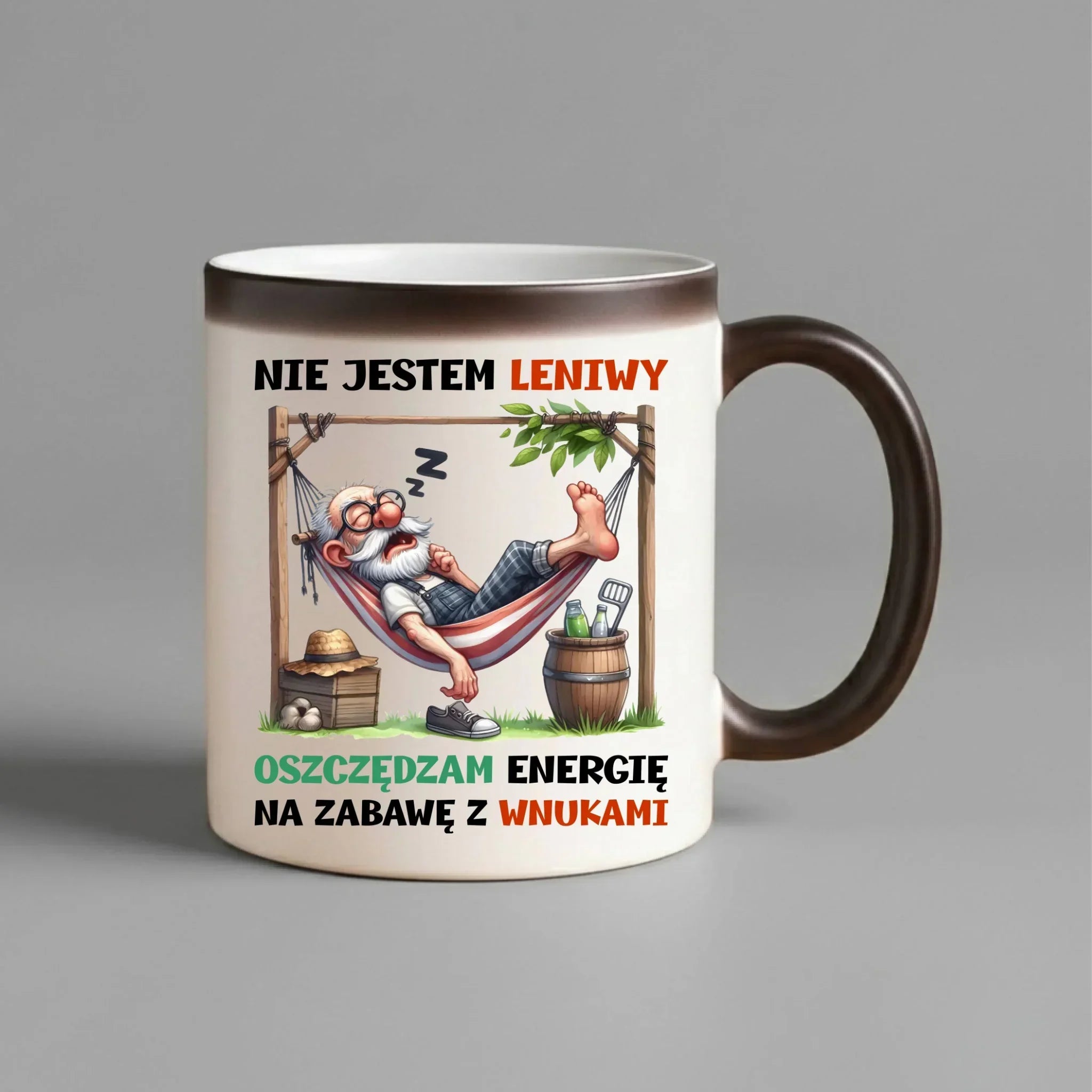 Kubek magiczny dla dziadka - Nie jestem leniwy oszczędzam energię D39 - StoryCups.pl