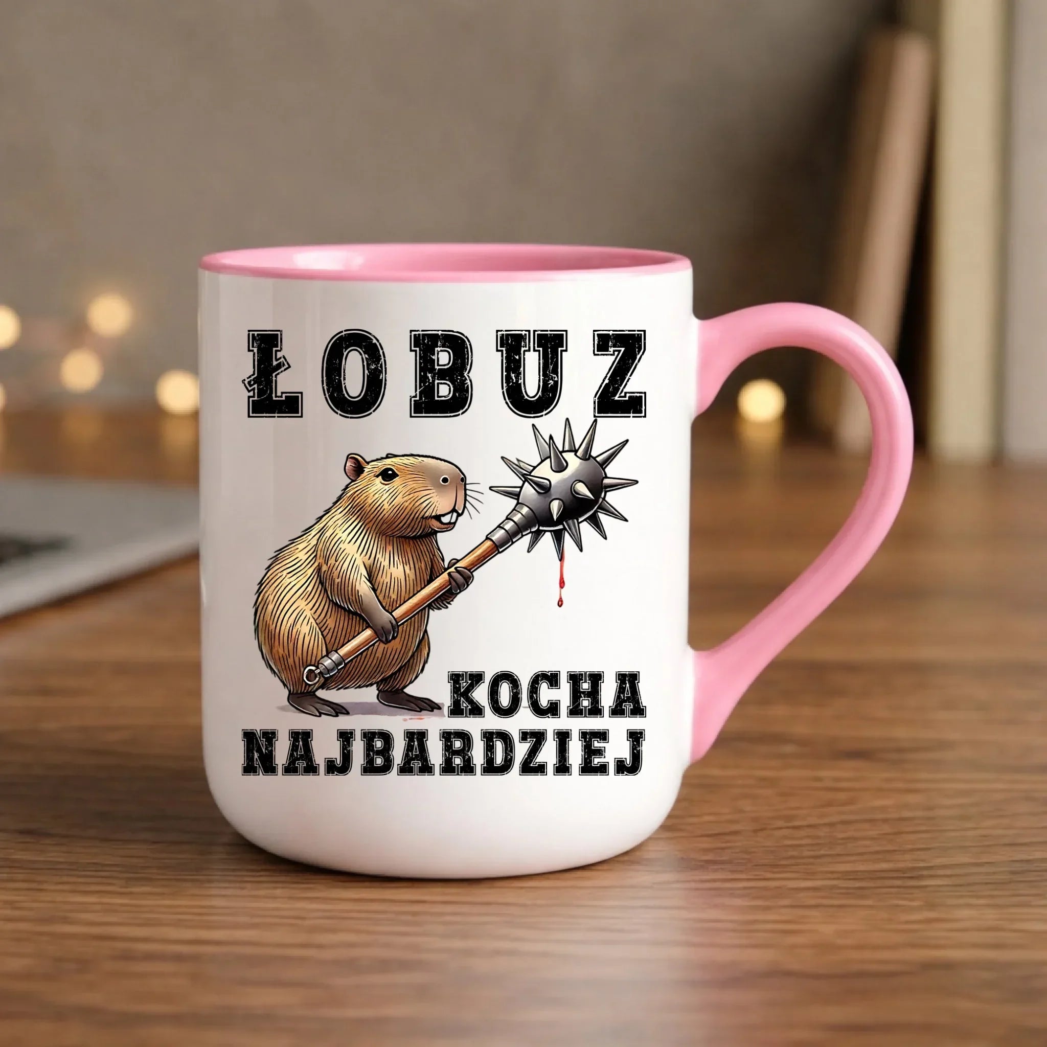 Kubek elegant - prezent dla chłopaka - Łobuz kapibara z maczugą DCH17 - StoryCups.pl