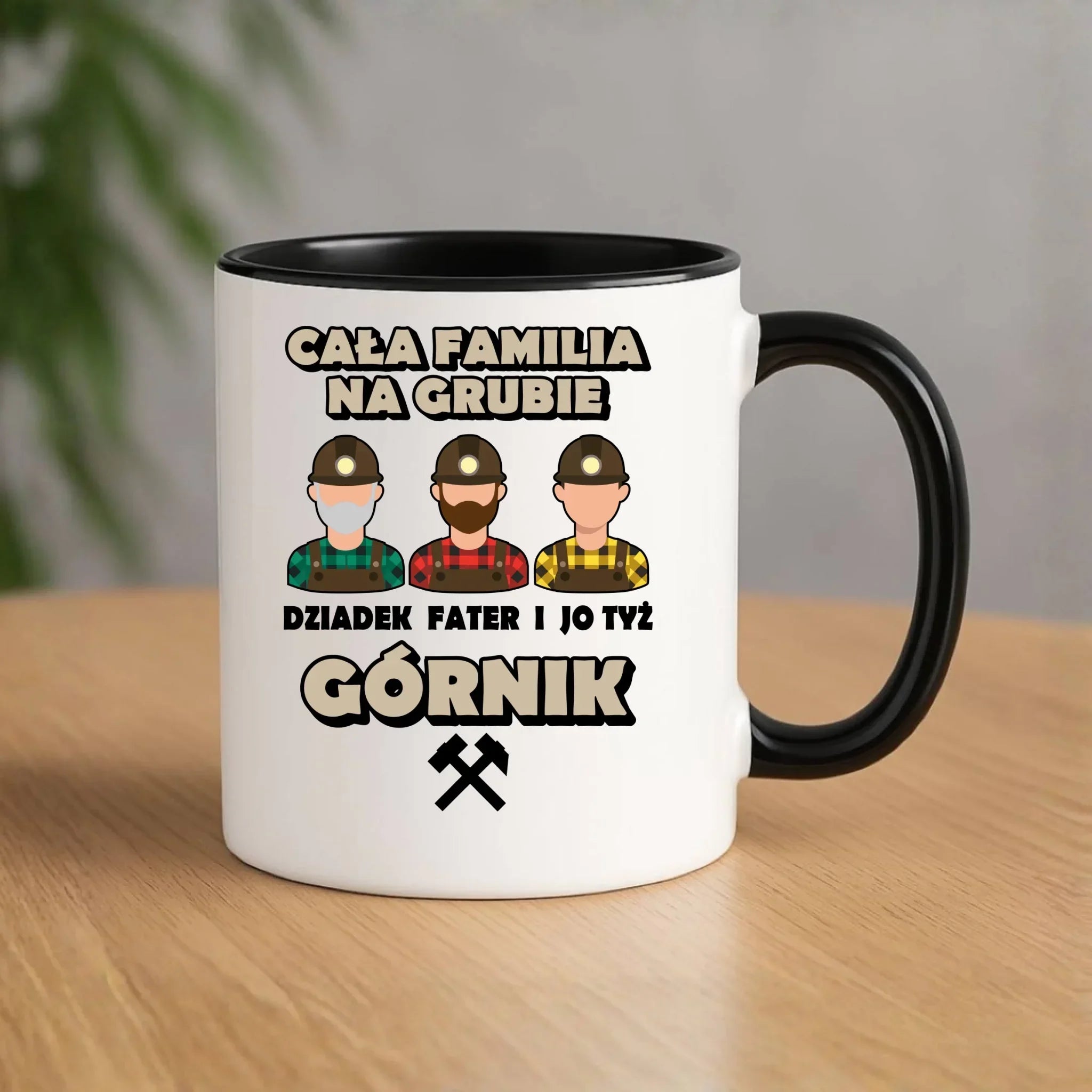 Kubek - prezent dla górnika - Cała familia na grubie dziadek fater i jo tyż górnik G10 - StoryCups.pl