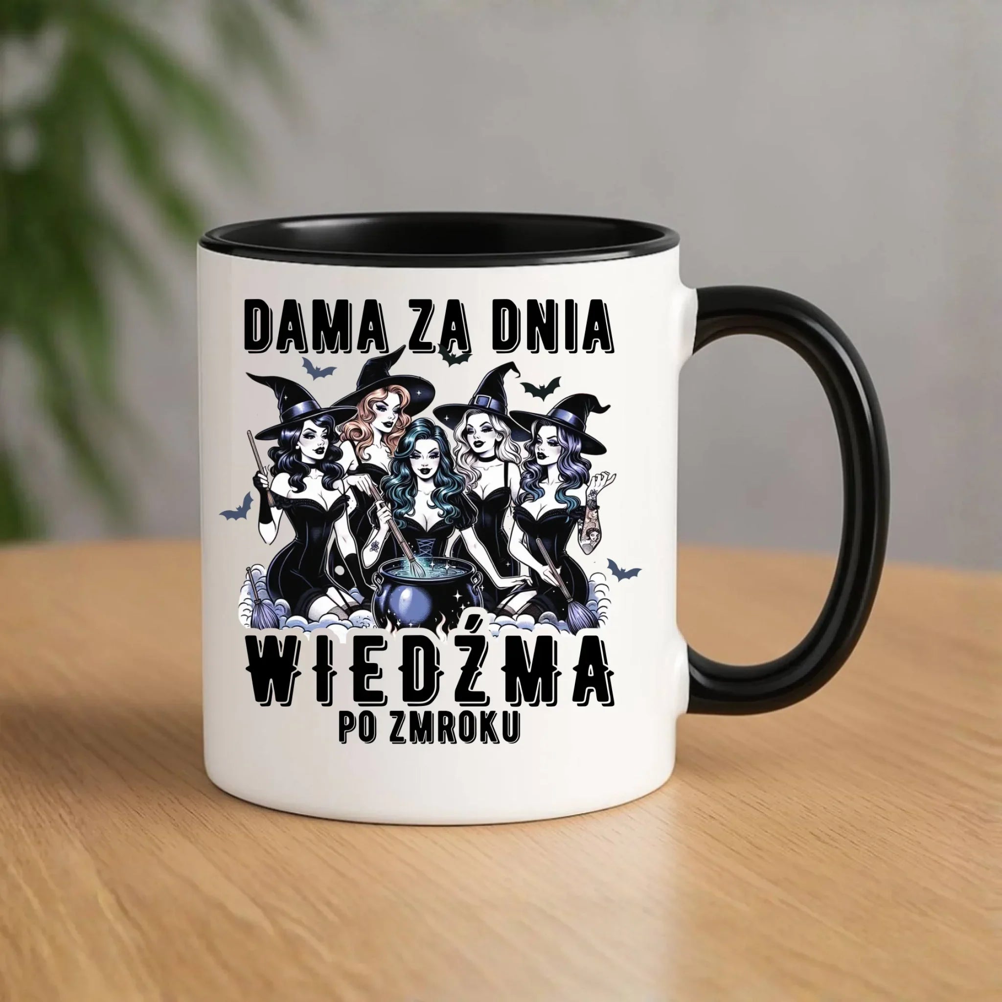 Kubek - Dama za dnia wiedźma po zmroku HL16 - StoryCups.pl