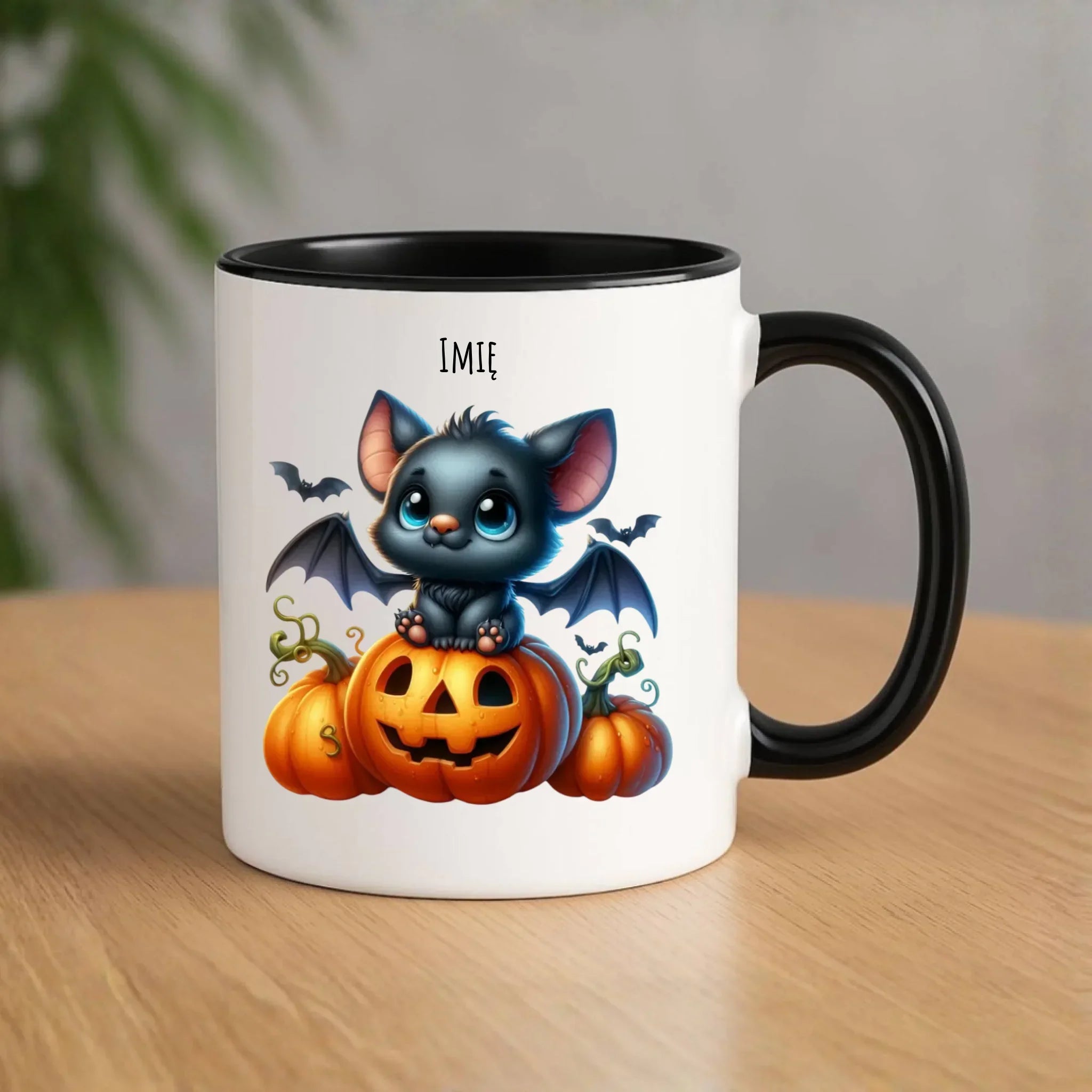 Kubek halloweenowy - Słodki nietoperz z dynią - personalizowany HL09 - StoryCups.pl