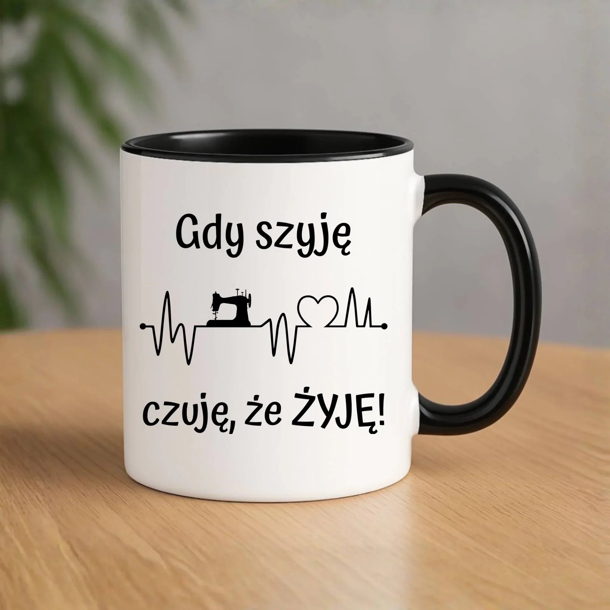 Kubek szyciowy dla krawcowej – Gdy szyję czuję, że żyję HS12 - StoryCups.pl