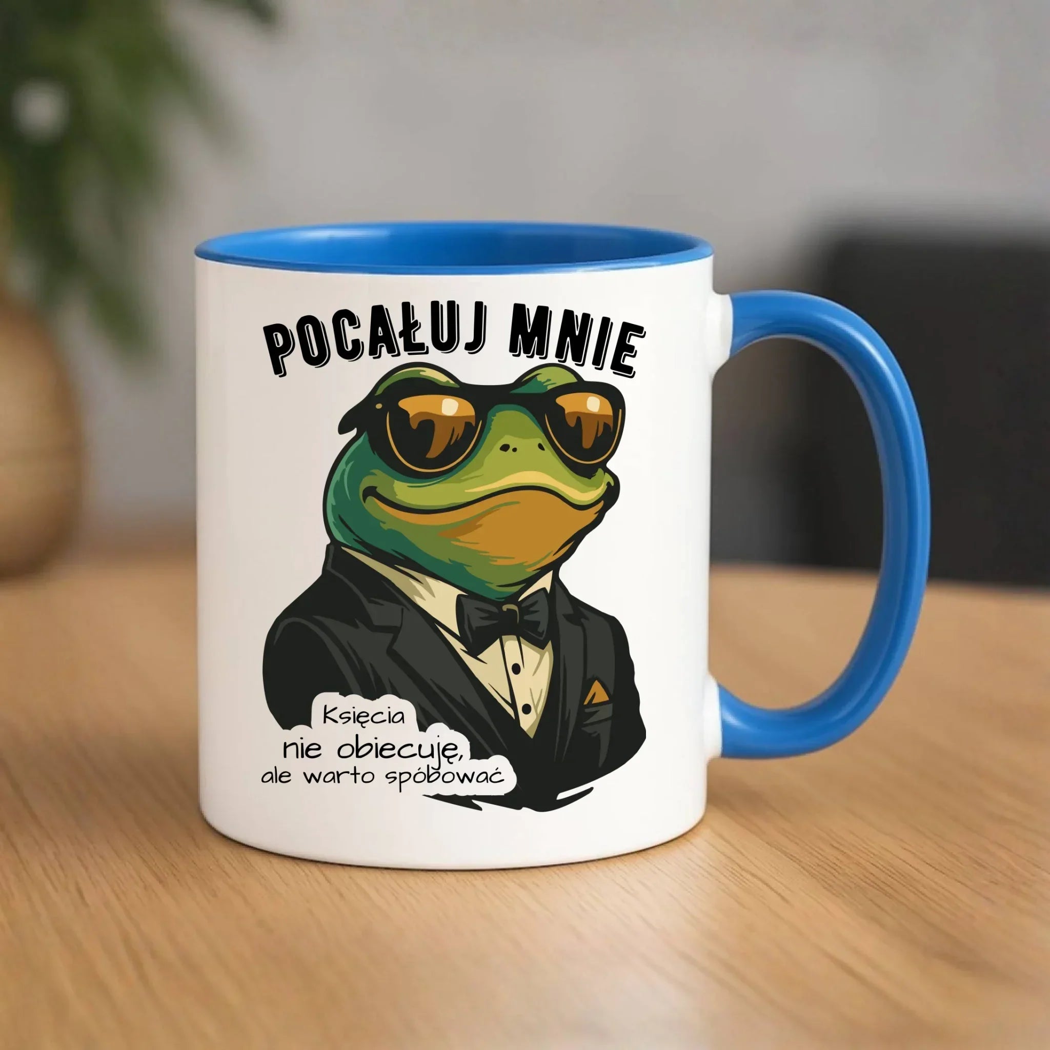 Kubek - Żaba w garniturze pocałuj mnie W55 - StoryCups.pl