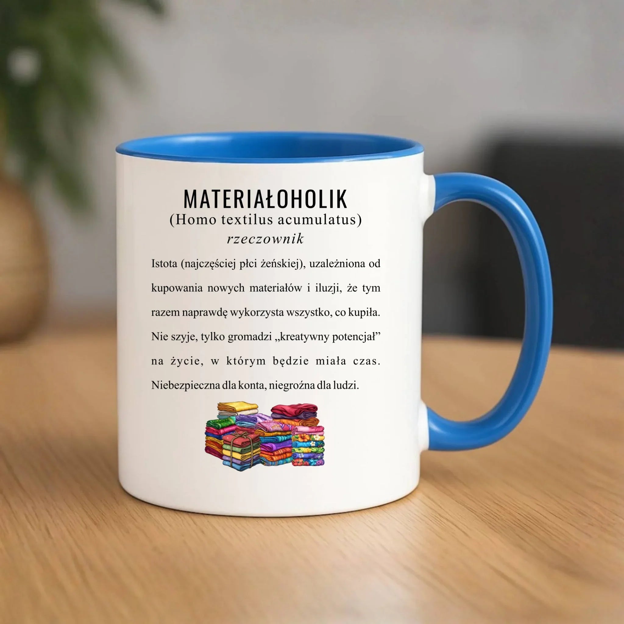 Kubek szyciowy dla krawcowej – Materiałoholik definicja HS11 - StoryCups.pl