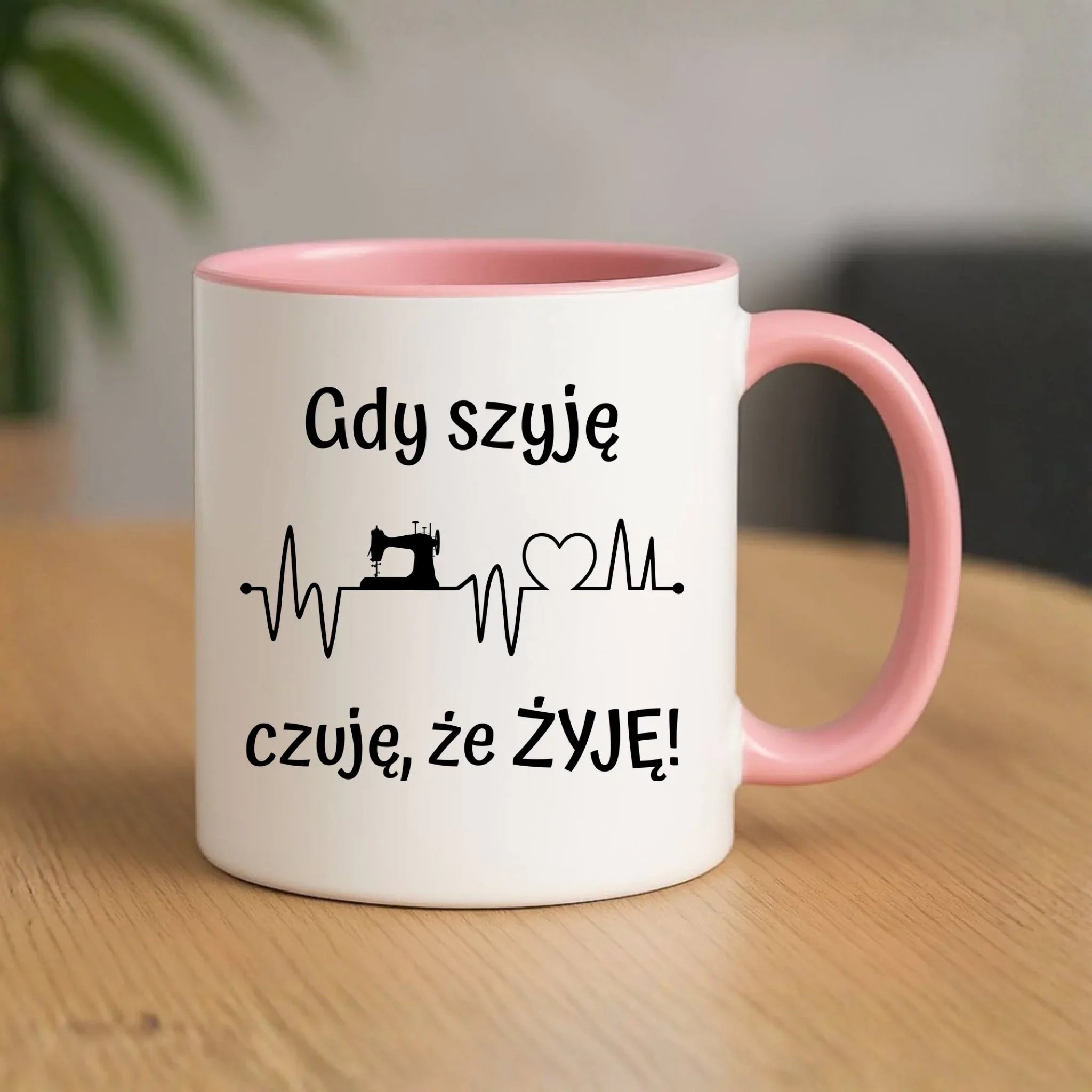 Kubek szyciowy dla krawcowej – Gdy szyję czuję, że żyję HS12 - StoryCups.pl