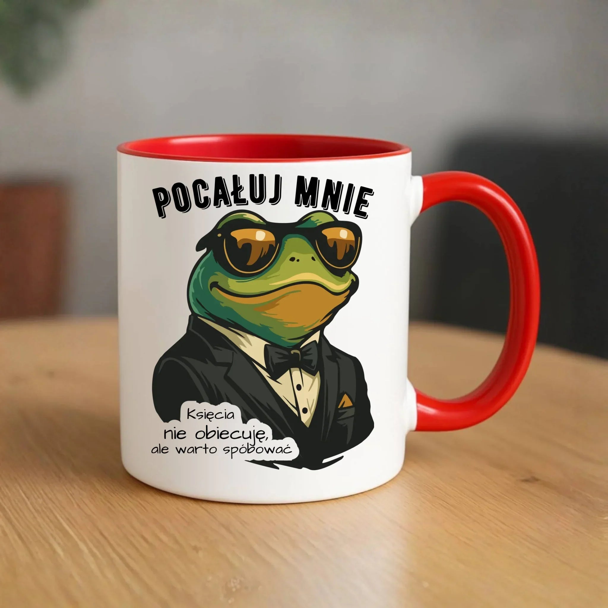 Kubek - Żaba w garniturze pocałuj mnie W55 - StoryCups.pl