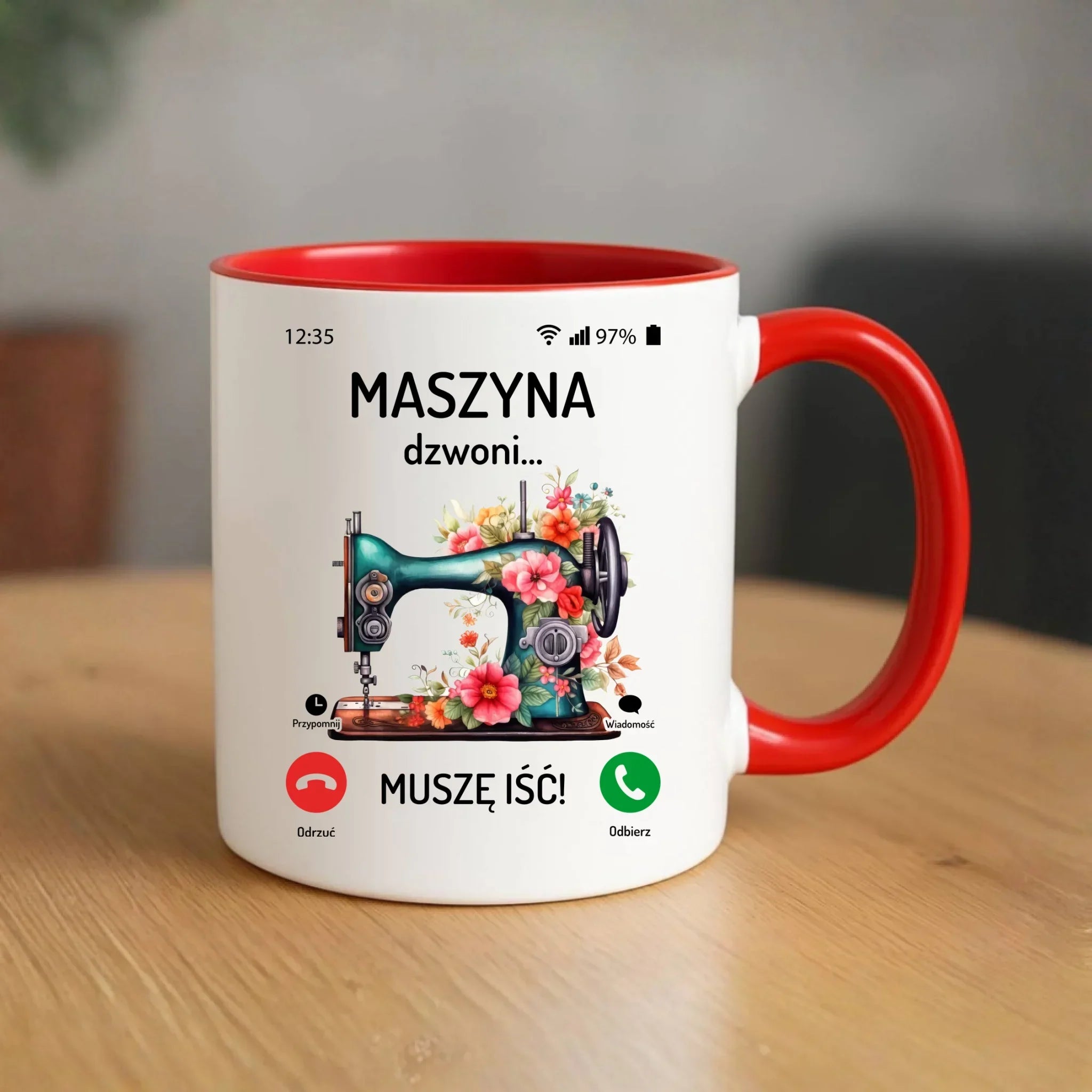 Kubek szyciowy dla krawcowej – Maszyna dzwoni muszę iść HS05 - StoryCups.pl