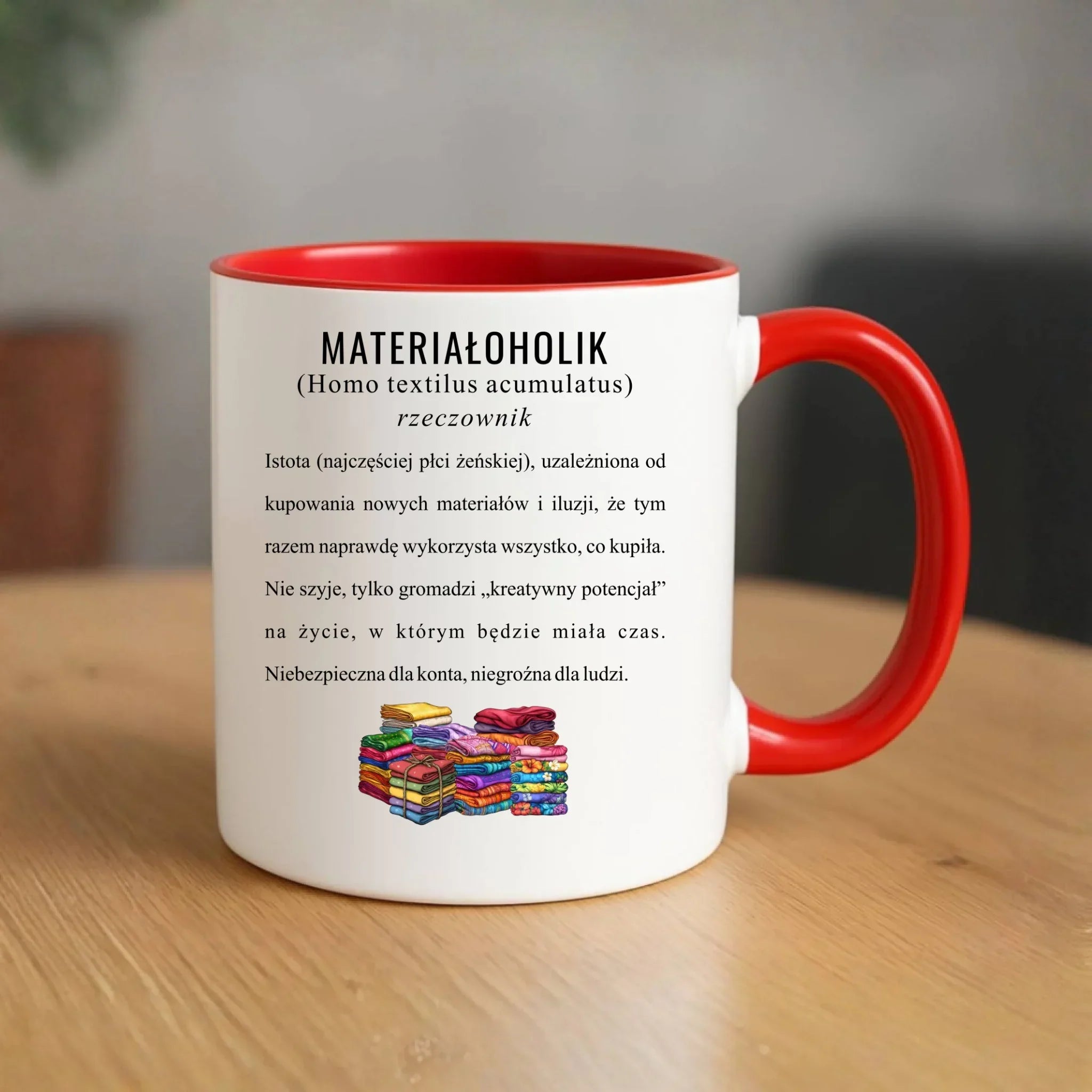 Kubek szyciowy dla krawcowej – Materiałoholik definicja HS11 - StoryCups.pl