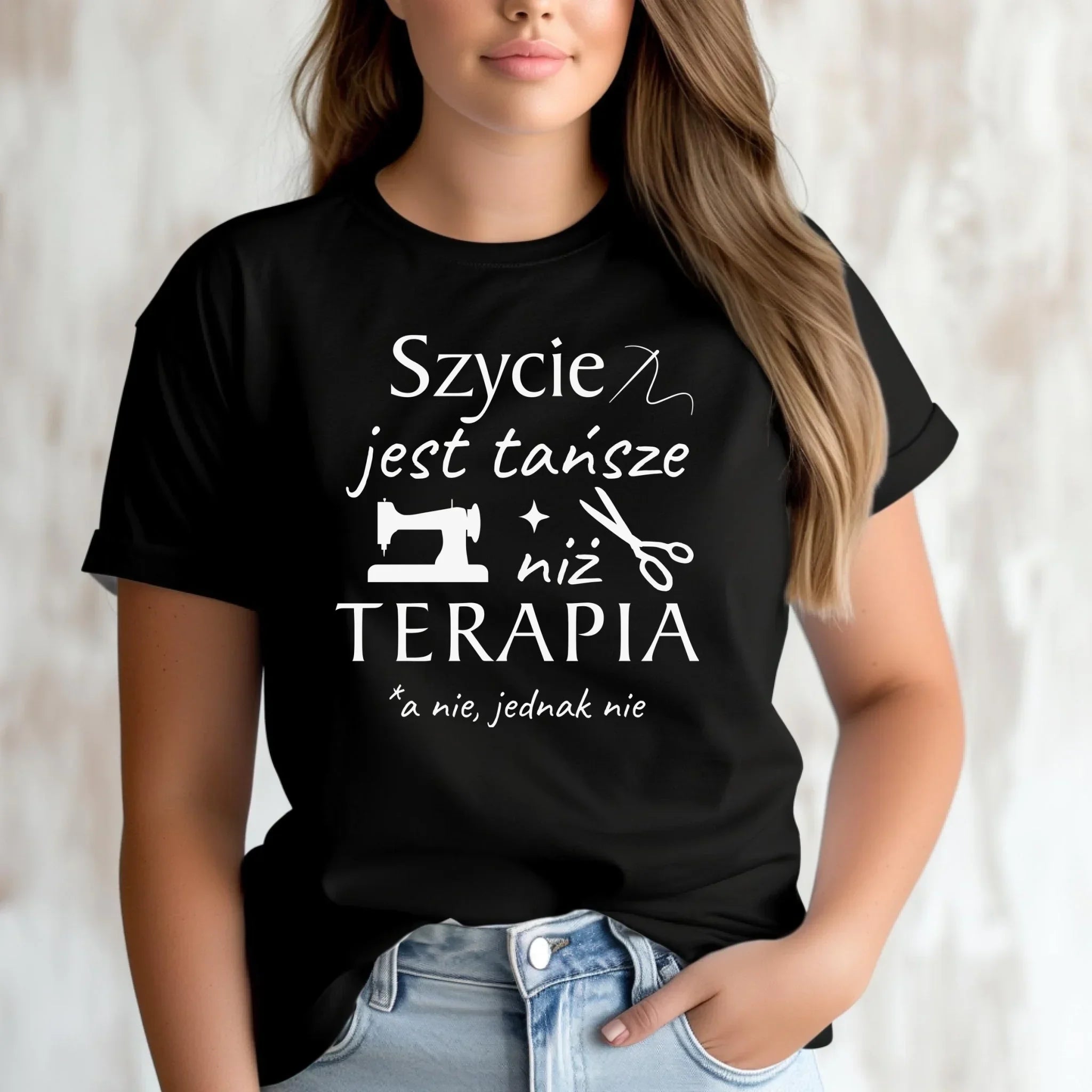Koszulka damska szyciowa dla krawcowej - Szycie tańsze niż terapia HS04 - StoryCups.pl