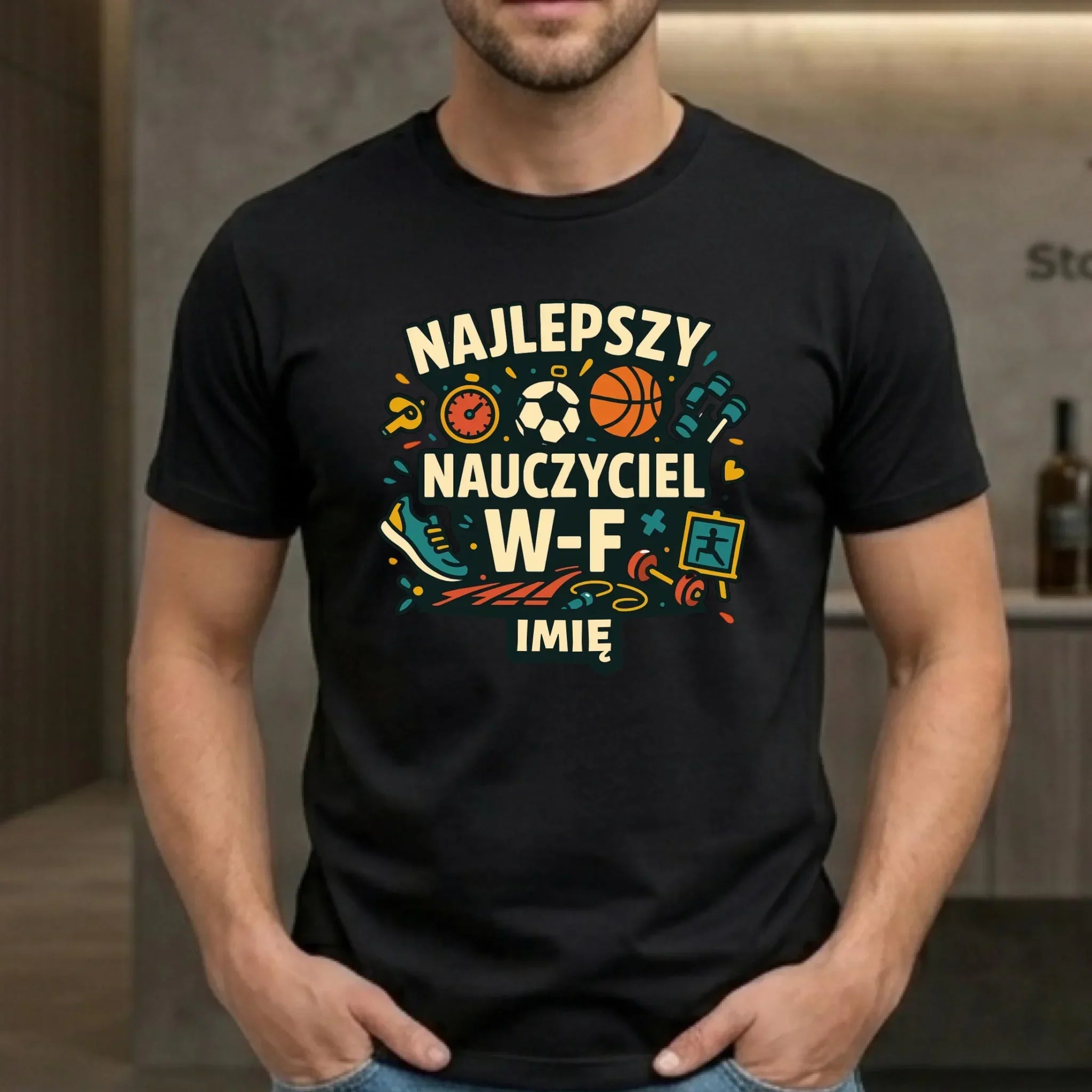 Koszulka męska dla nauczyciela wychowania fizycznego - Najlepszy Nauczyciel W-F - personalizowana N50 - StoryCups.pl