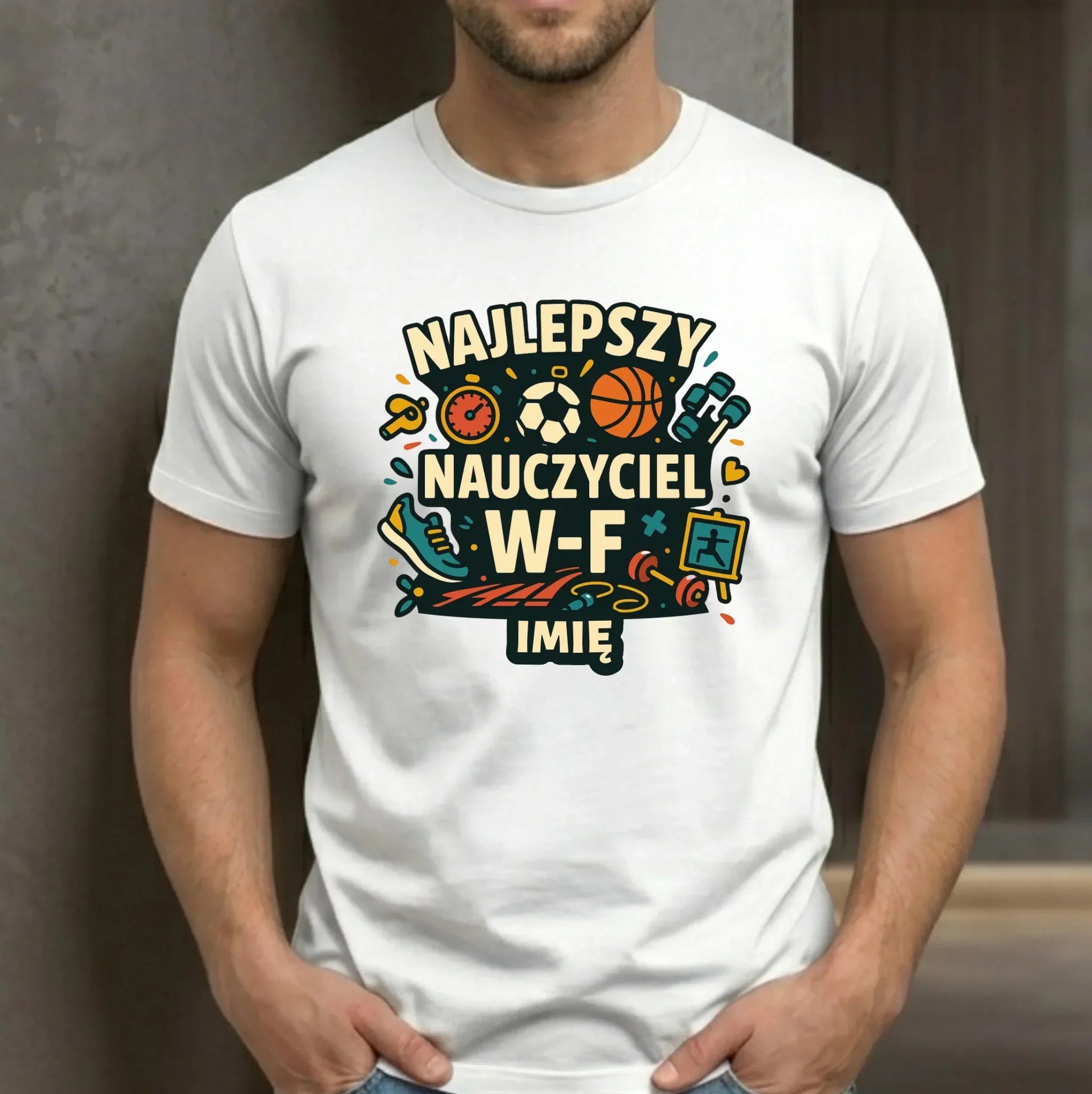 Koszulka męska dla nauczyciela wychowania fizycznego - Najlepszy Nauczyciel W-F - personalizowana N50 - StoryCups.pl