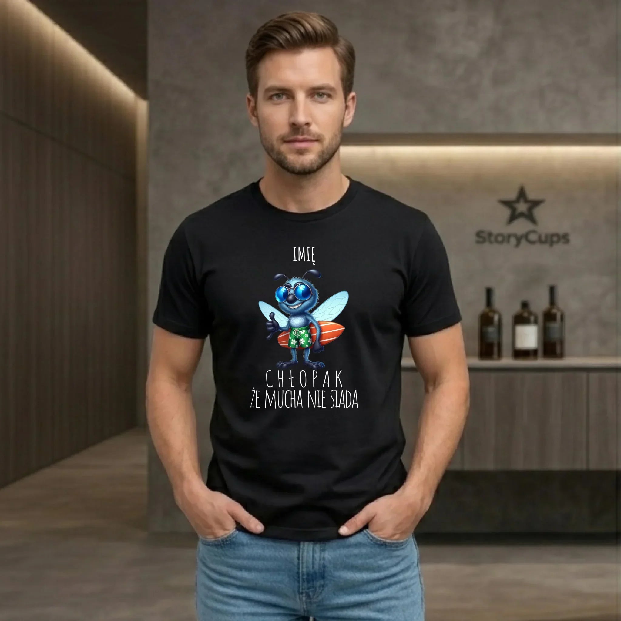 Koszulka męska - prezent dla chłopaka - Chłopak, że mucha nie siada essa - personalizowana DCH29 - StoryCups.pl