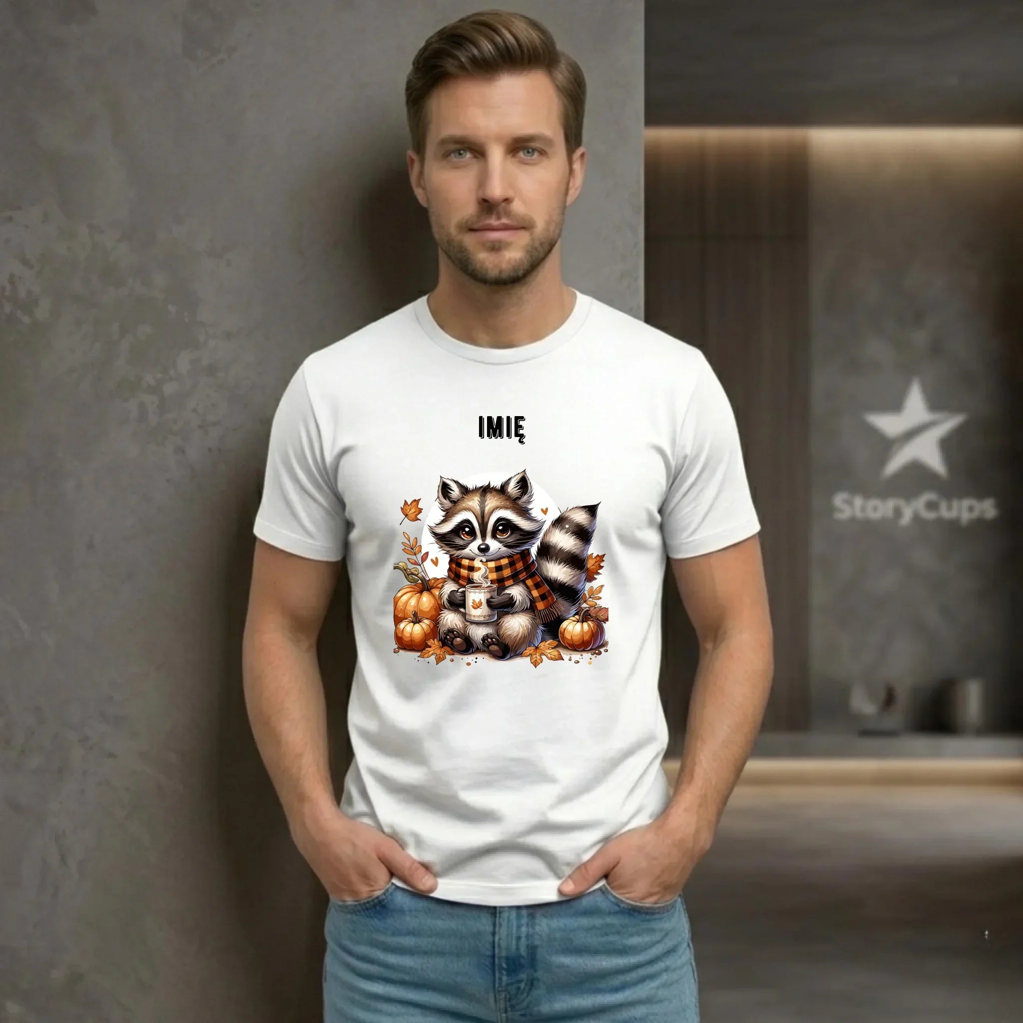 Koszulka męska jesienna – Szop z kawą i dyniami - personalizowana JS16 - StoryCups.pl