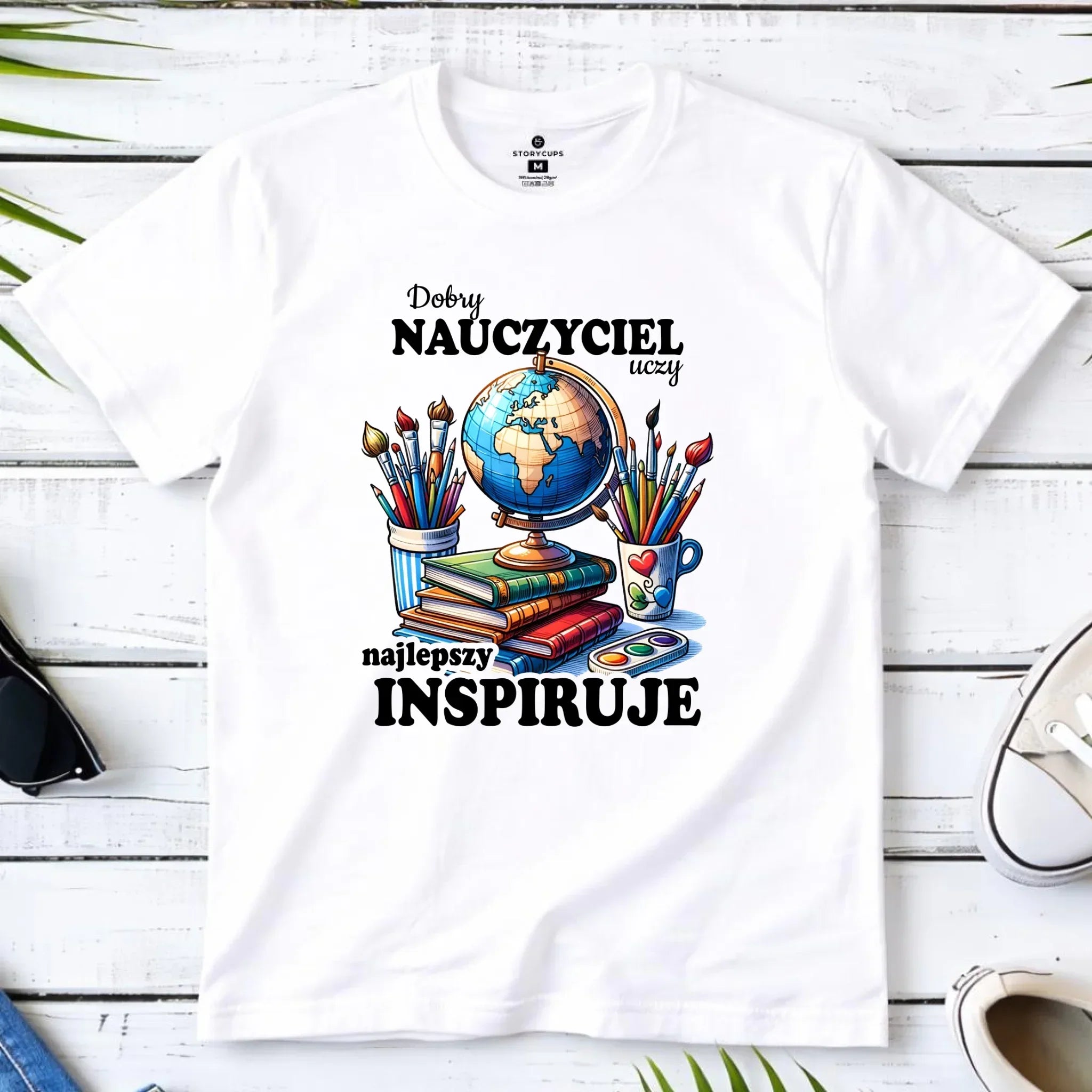 Koszulka dla nauczyciela - Dobry nauczyciel uczy najlepszy inspiruje N72 - StoryCups.pl