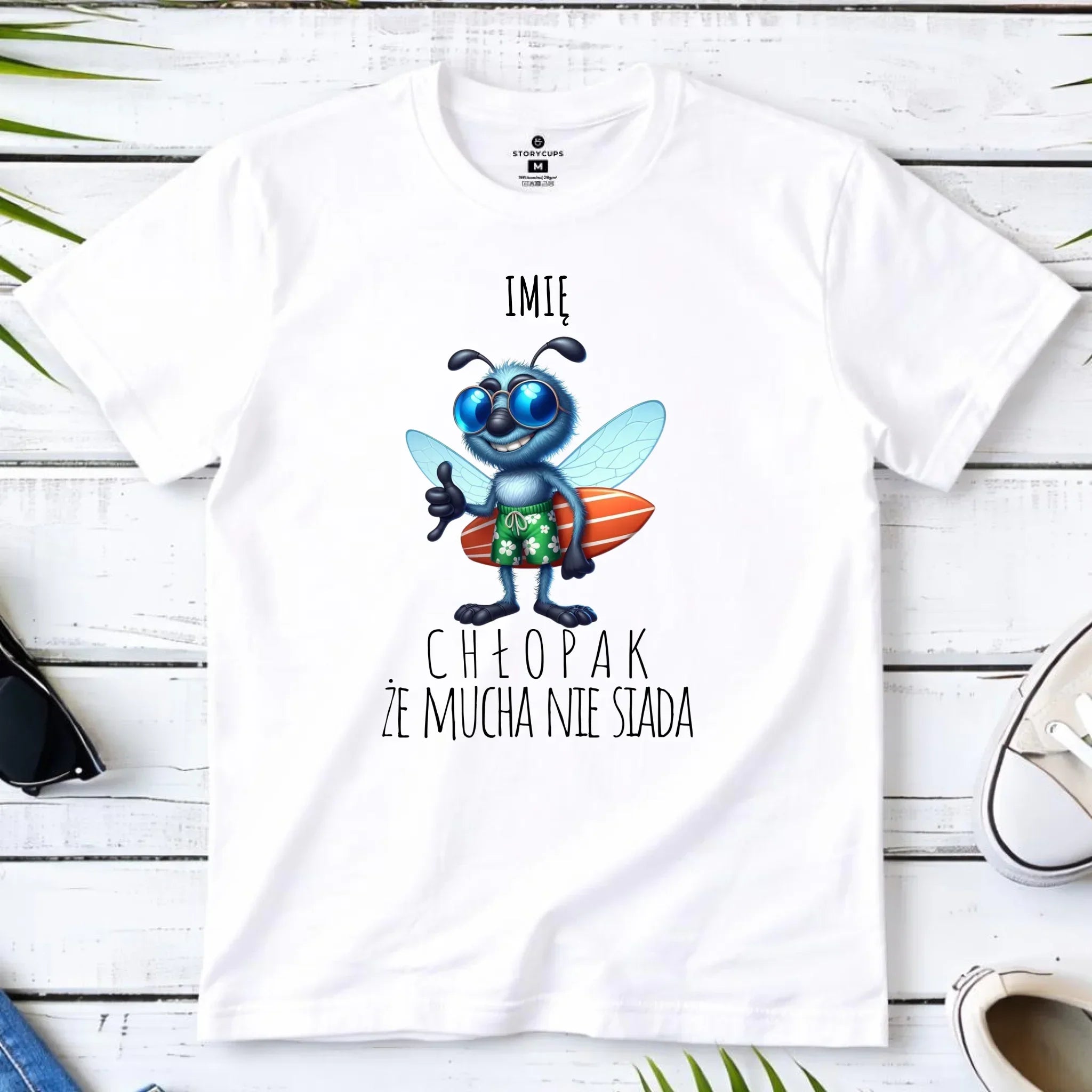 Koszulka męska - prezent dla chłopaka - Chłopak, że mucha nie siada essa - personalizowana DCH29 - StoryCups.pl