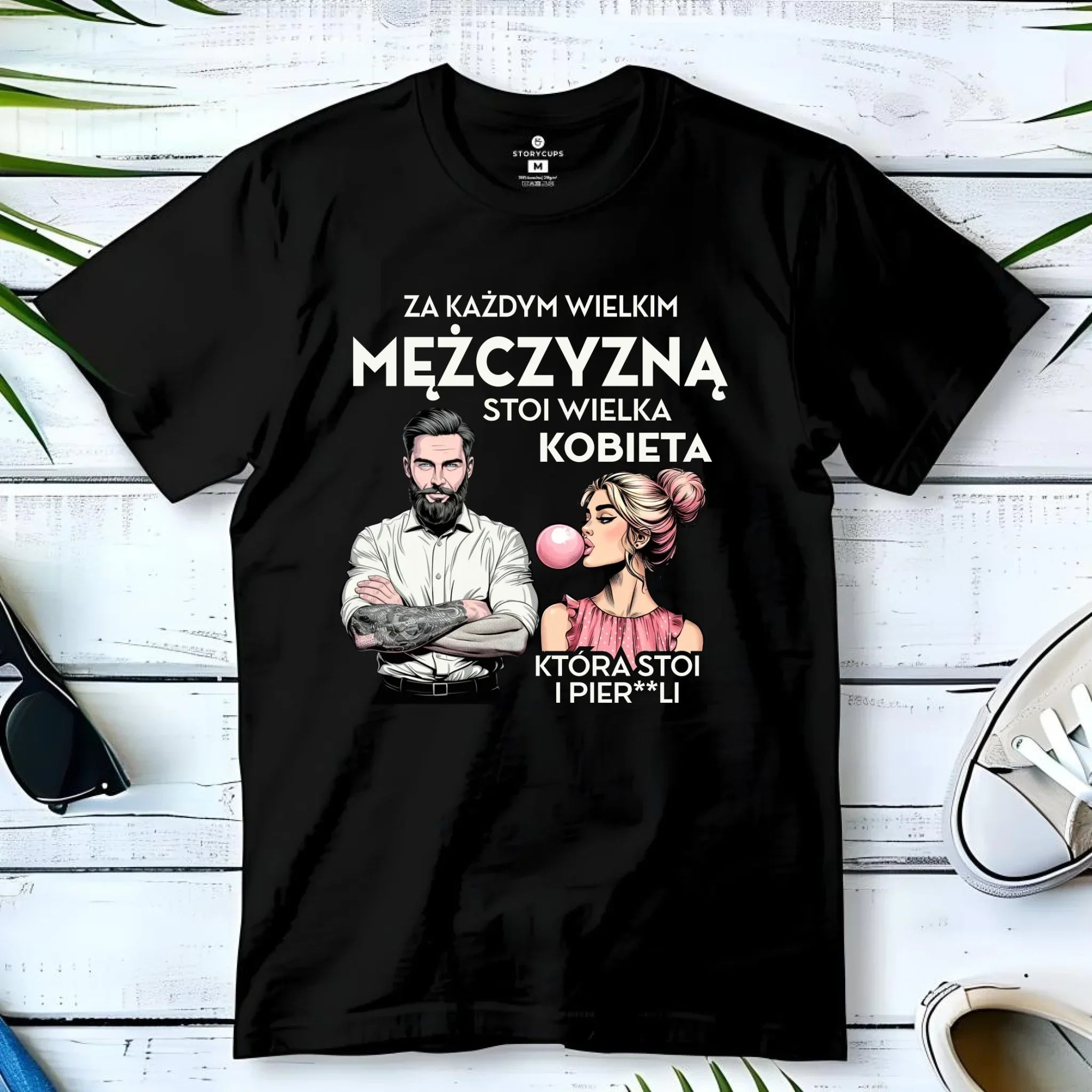 Koszulka męska - Za każdym wielkim mężczyzną stoi wielka kobieta - śmieszny nadruk DCH27 - StoryCups.pl