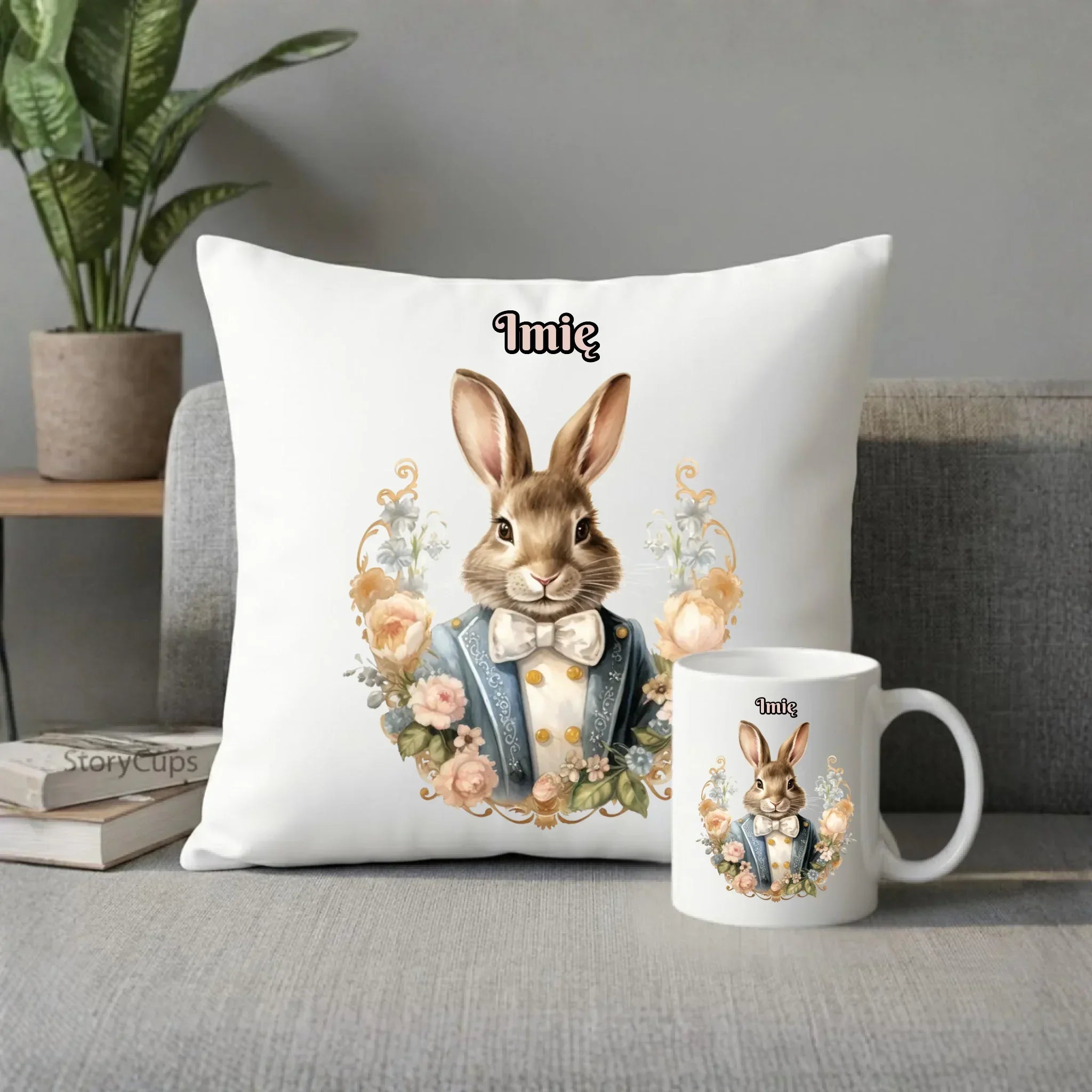 Zestaw poduszka i kubek na Wielkanoc - Elegancki Pan Zając - personalizowany WN06 - StoryCups.pl