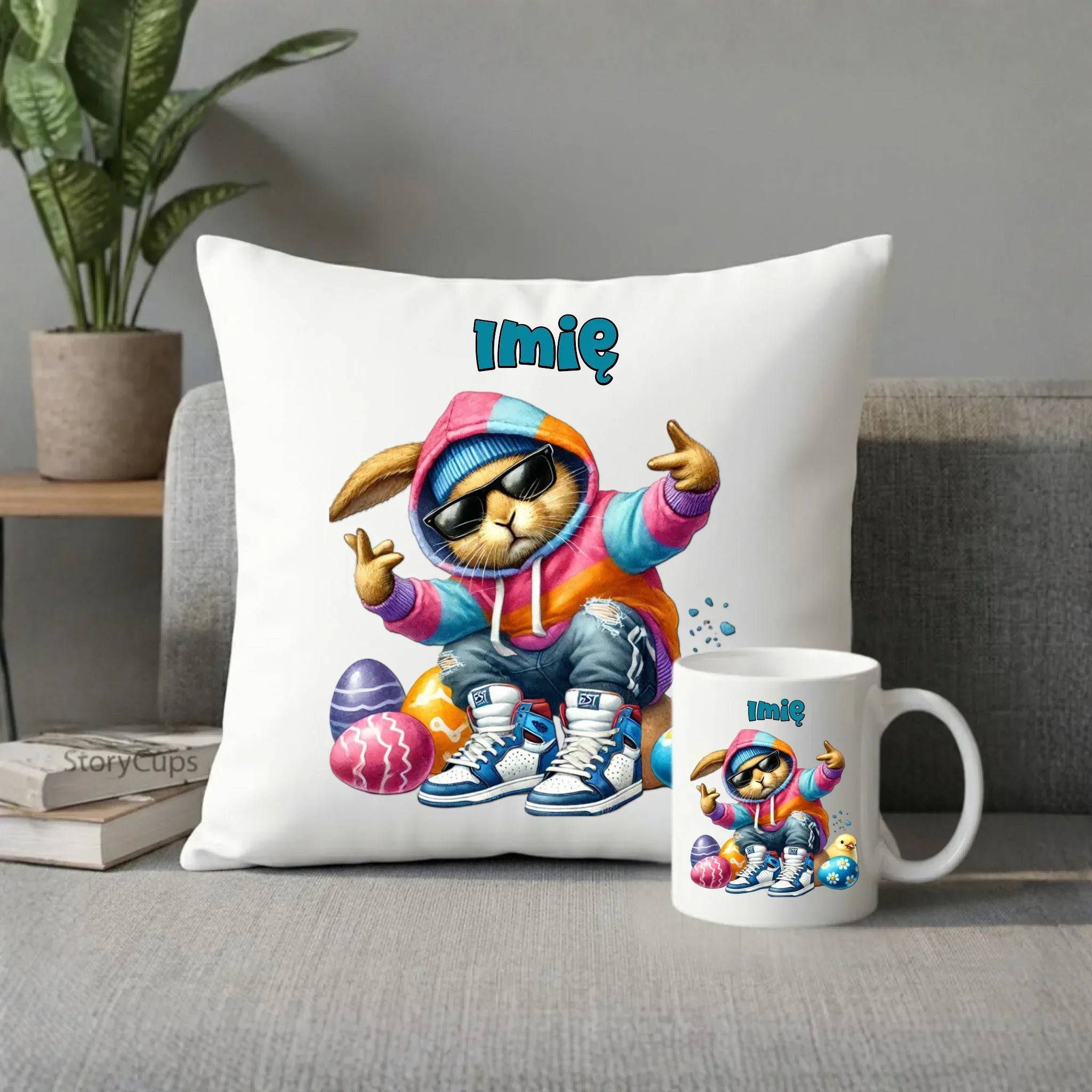 Zestaw poduszka i kubek na Wielkanoc - Sigma Zając w pisankach - Prezent personalizowany WN04 - StoryCups.pl