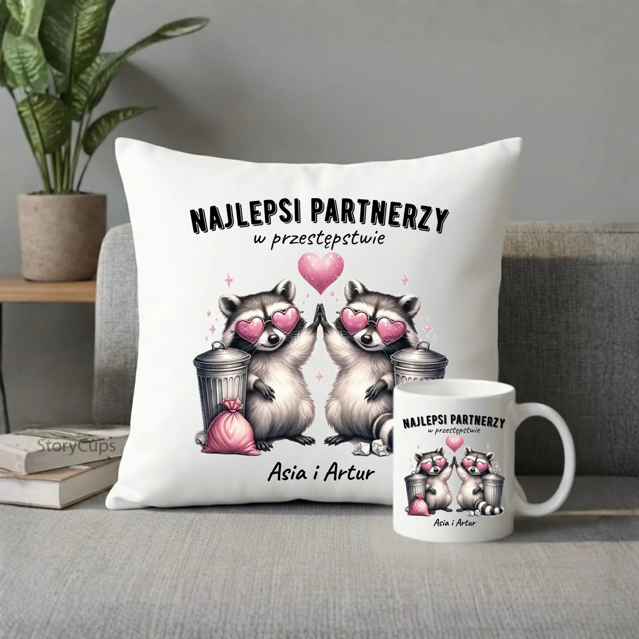 Zestaw poduszka i kubek dla par - Najlepsi partnerzy w przestępstwie - personalizowany W27 - StoryCups.pl