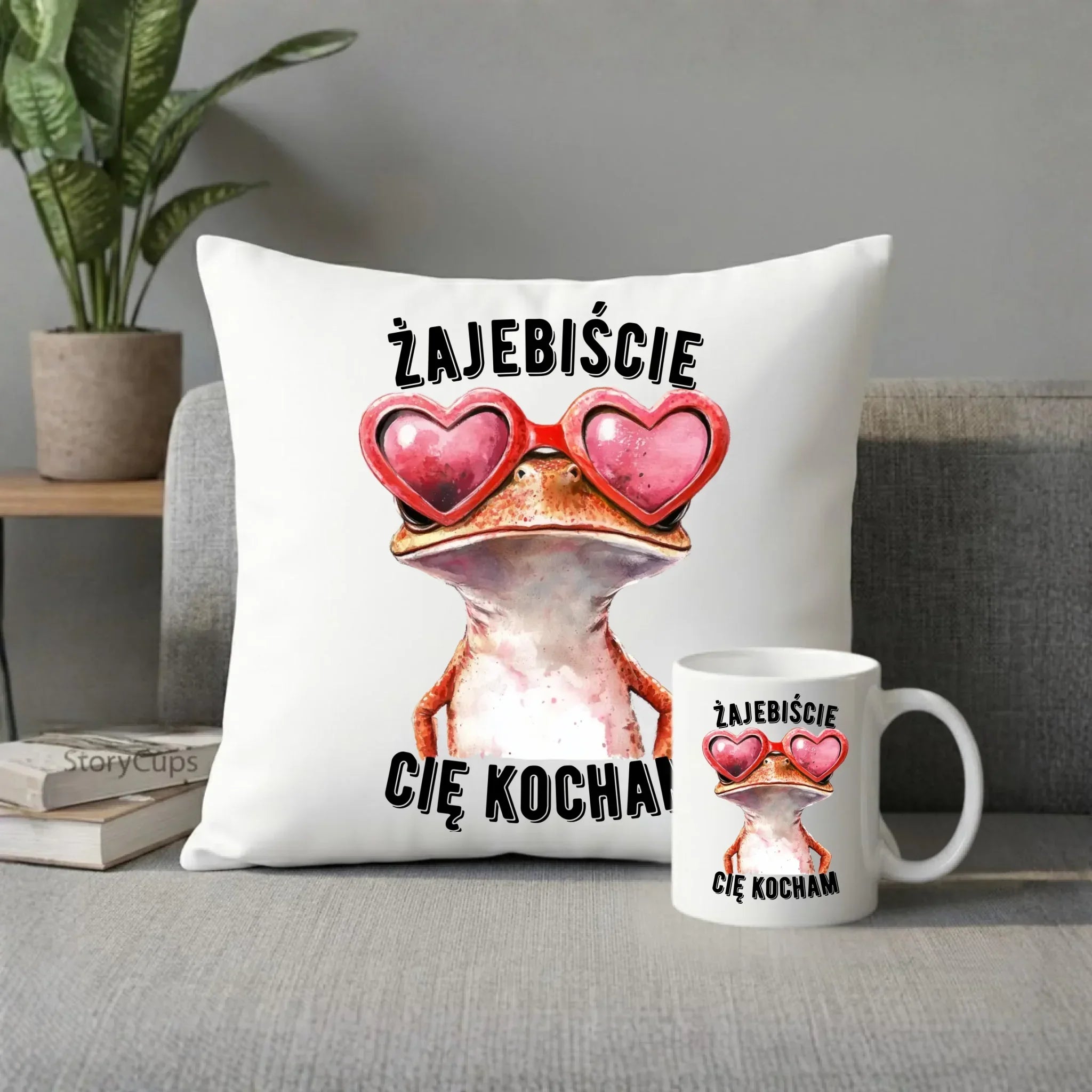 Zestaw poduszka i kubek dla par - Żajebiście Cię Kocham Żaba W17 - StoryCups.pl